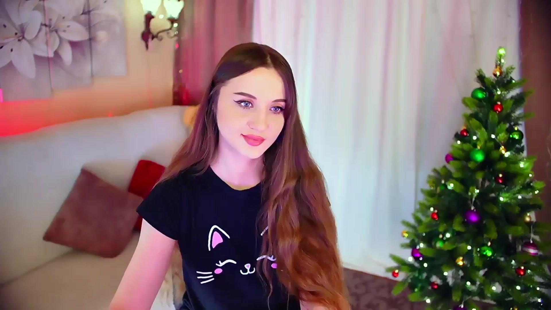 Gallery image thumbnail from Innocent_Soul's myfreecams stream on, 12/24/2023, 11:17 image 12 of 20