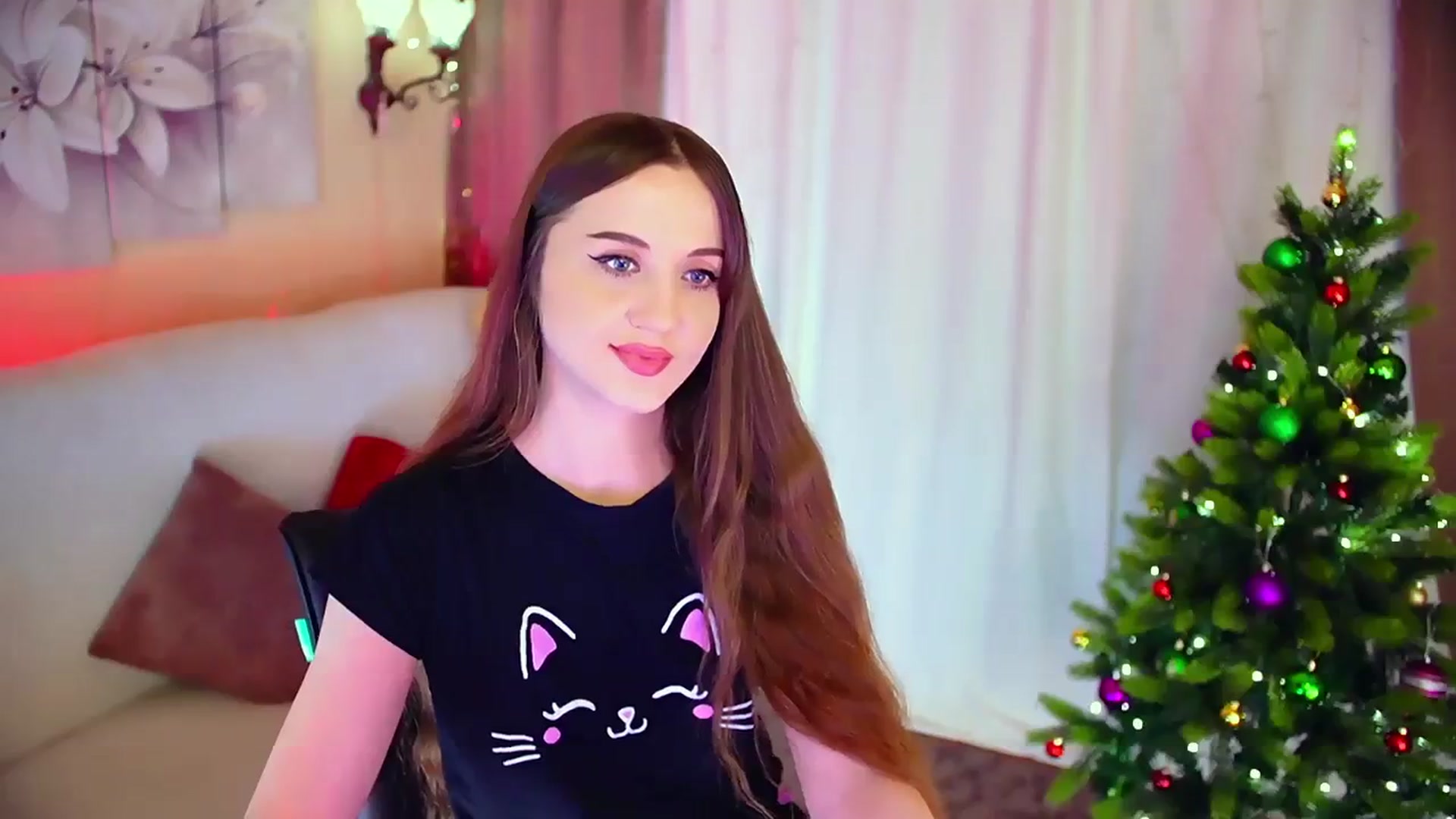 Gallery image thumbnail from Innocent_Soul's myfreecams stream on, 12/24/2023, 11:34 image 15 of 20