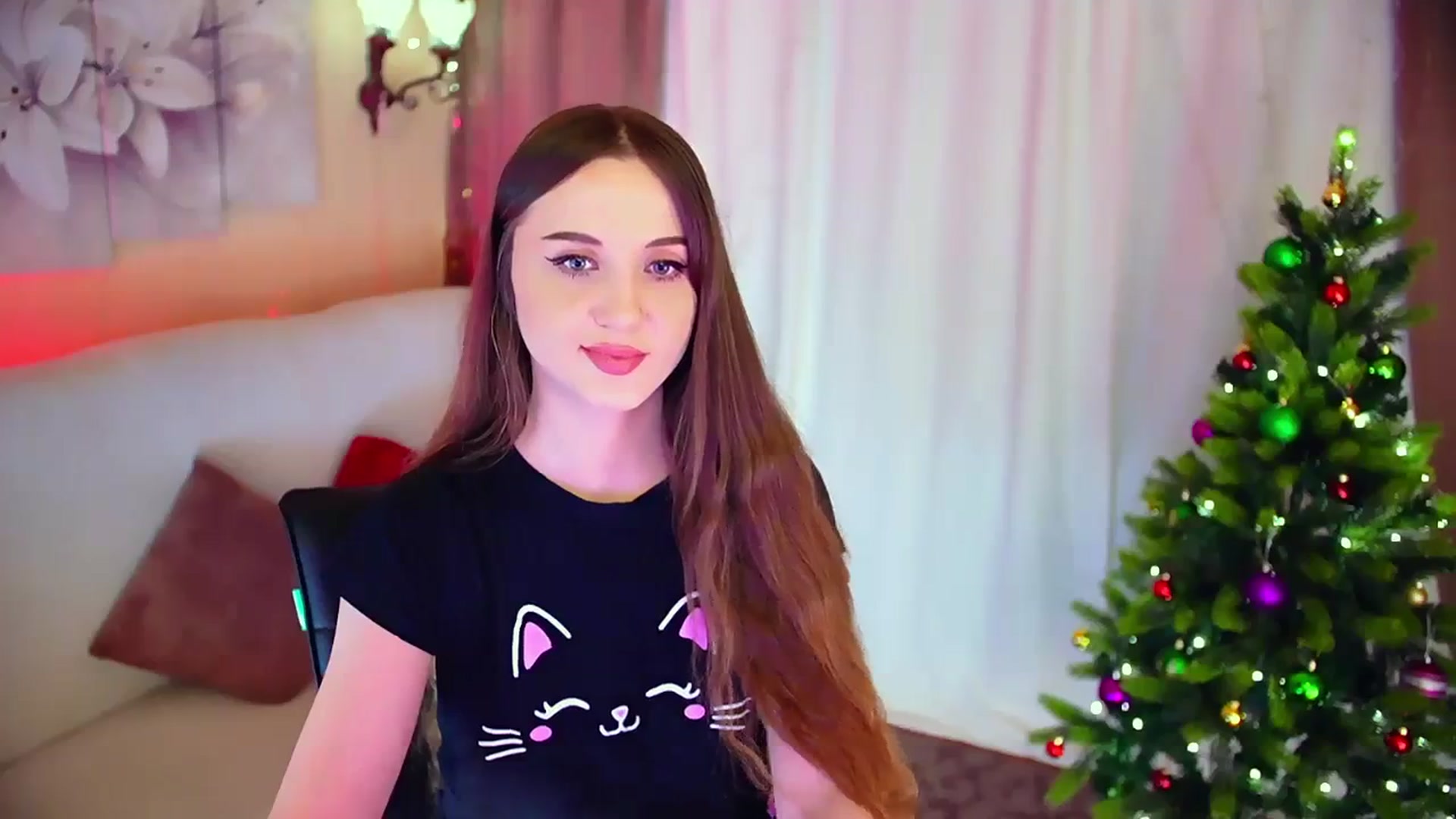Gallery image thumbnail from Innocent_Soul's myfreecams stream on, 12/24/2023, 11:34 image 14 of 20