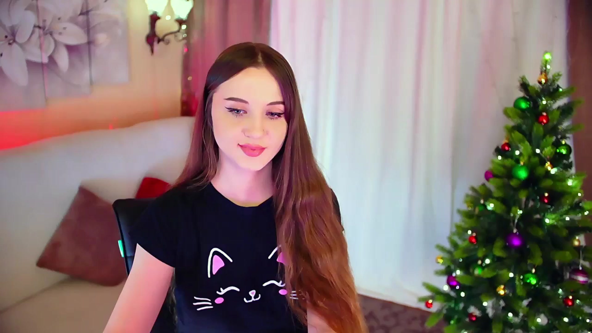 Gallery image thumbnail from Innocent_Soul's myfreecams stream on, 12/24/2023, 11:34 image 12 of 20