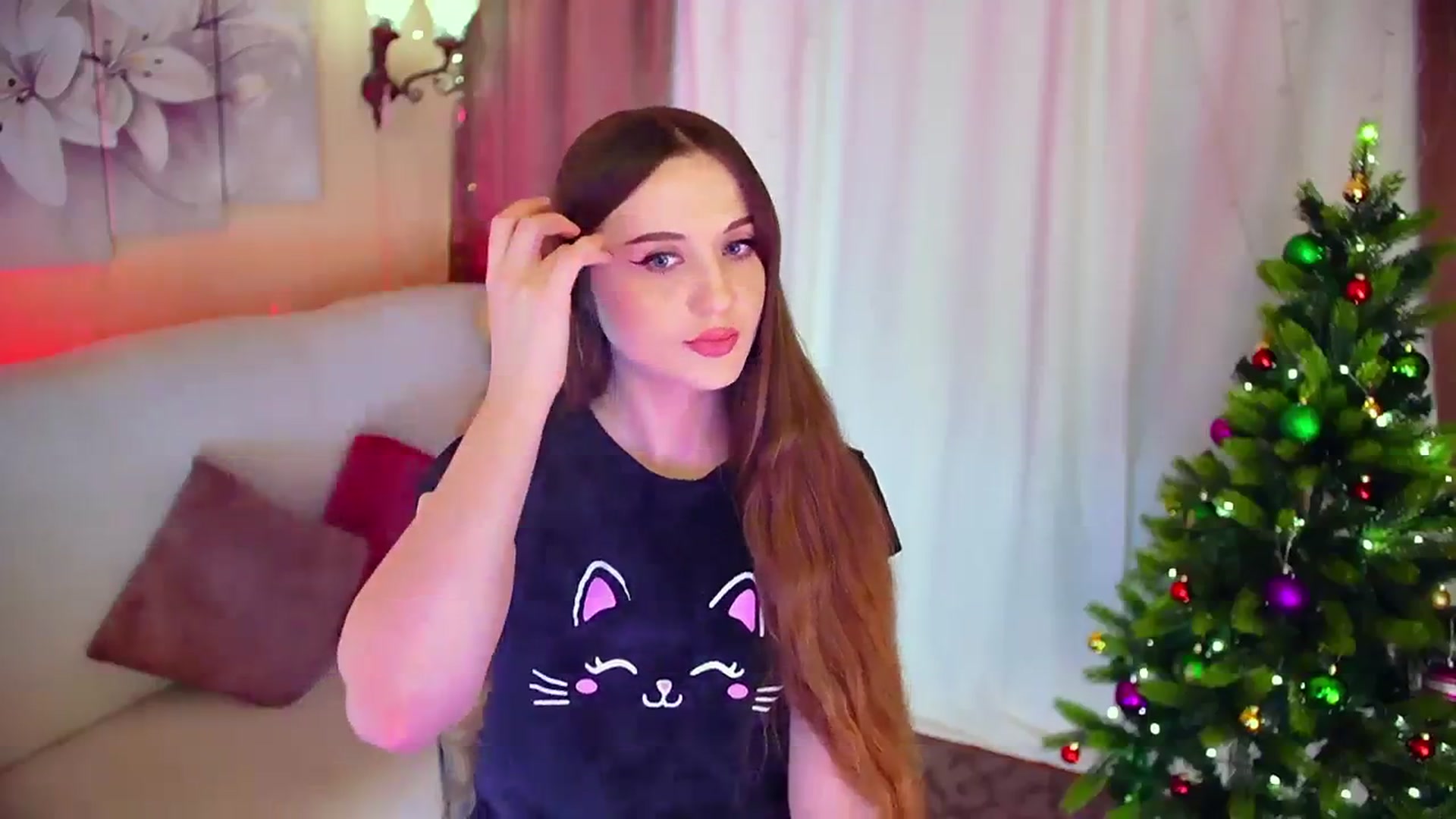 Gallery image thumbnail from Innocent_Soul's myfreecams stream on, 12/24/2023, 12:11 image 10 of 20