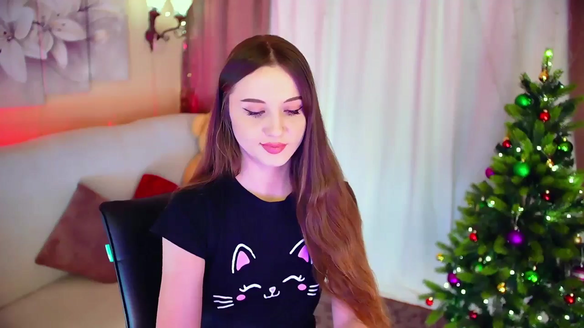 Gallery image thumbnail from Innocent_Soul's myfreecams stream on, 12/24/2023, 12:11 image 20 of 20
