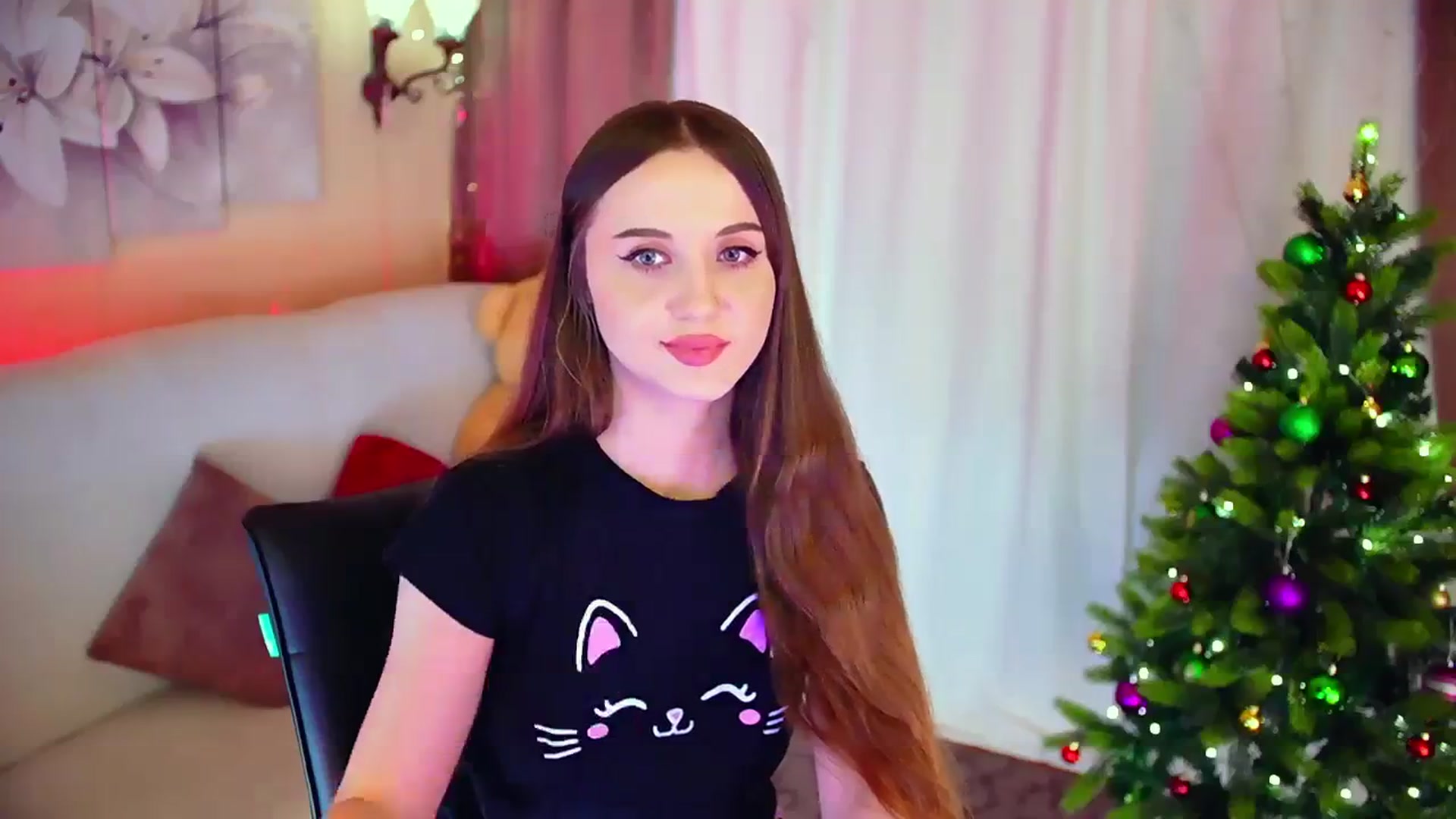 Gallery image thumbnail from Innocent_Soul's myfreecams stream on, 12/24/2023, 12:11 image 19 of 20