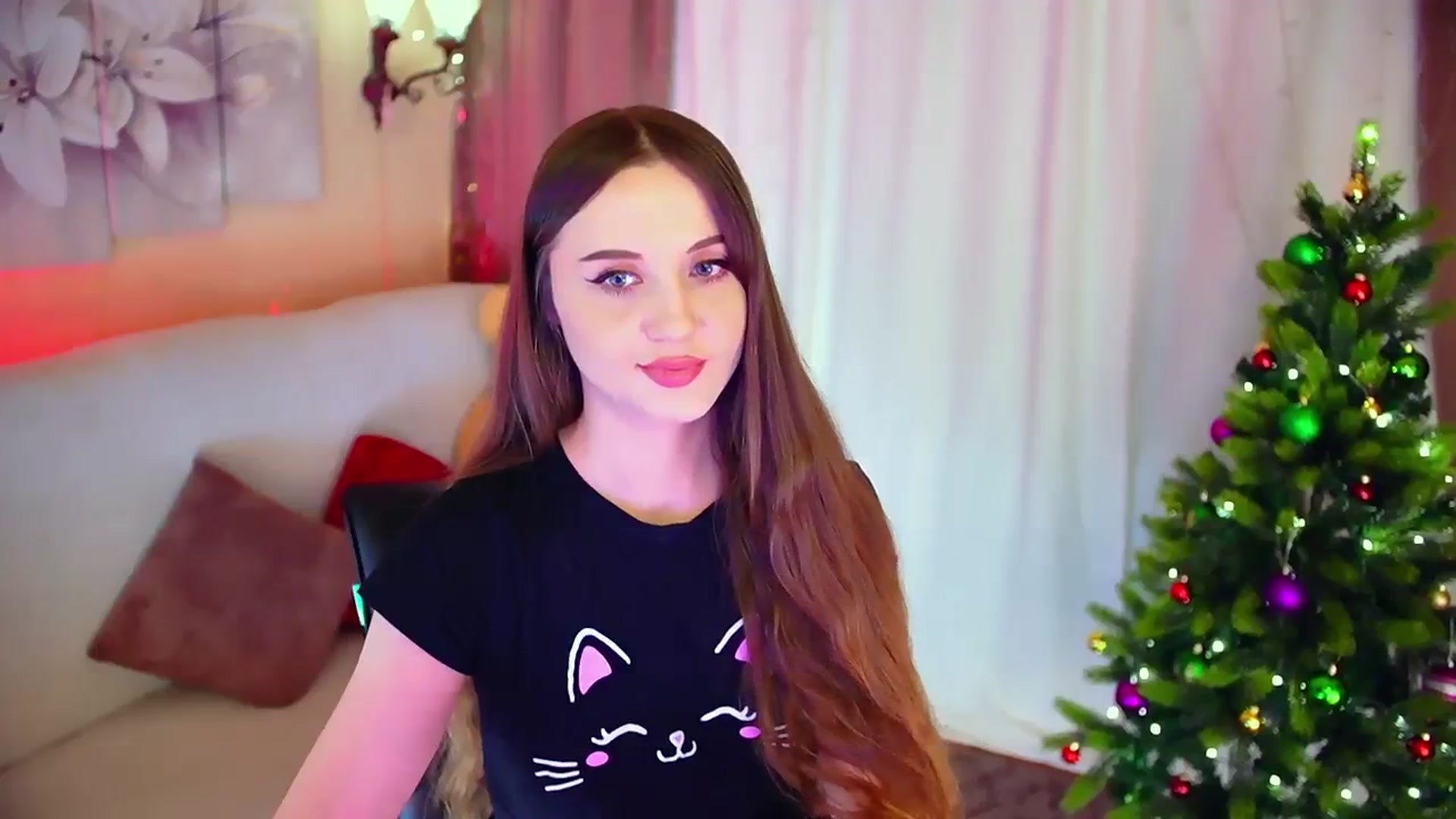 Gallery image thumbnail from Innocent_Soul's myfreecams stream on, 12/24/2023, 12:11 image 6 of 20