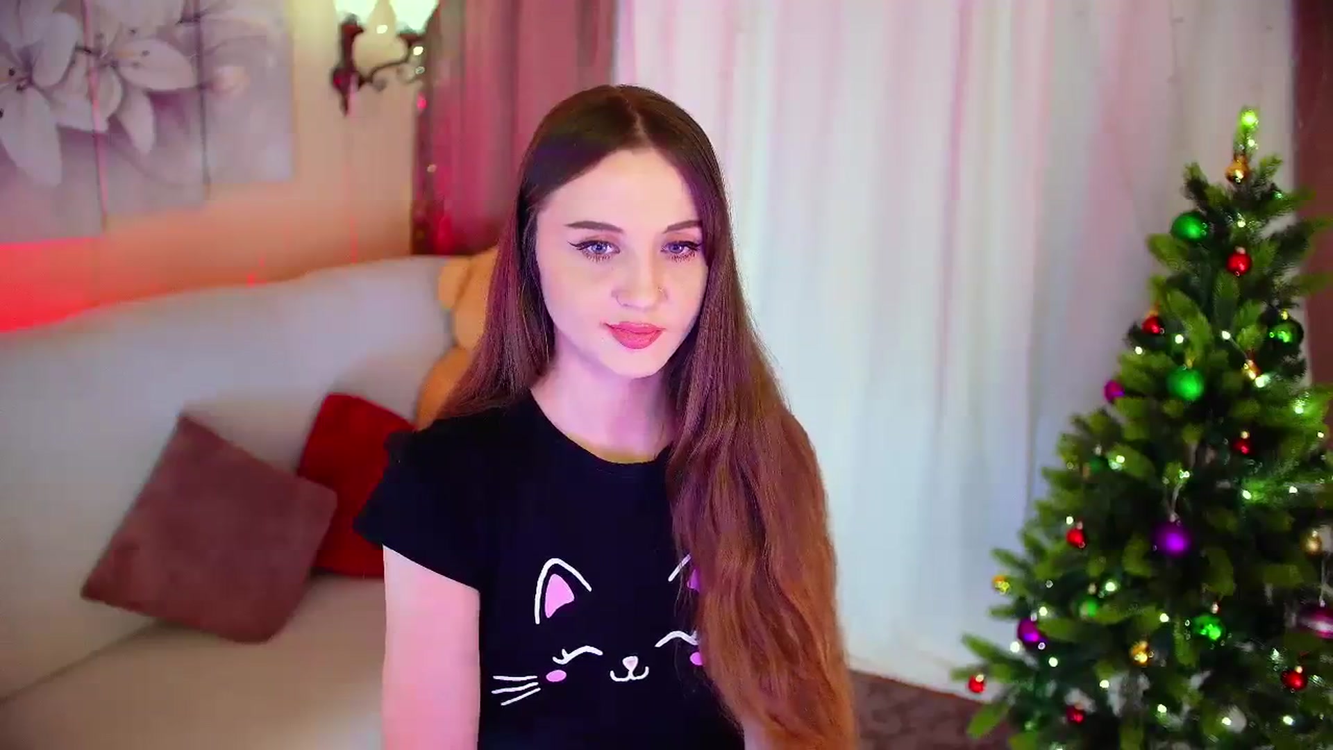 Gallery image thumbnail from Innocent_Soul's myfreecams stream on, 12/24/2023, 12:46 image 12 of 20