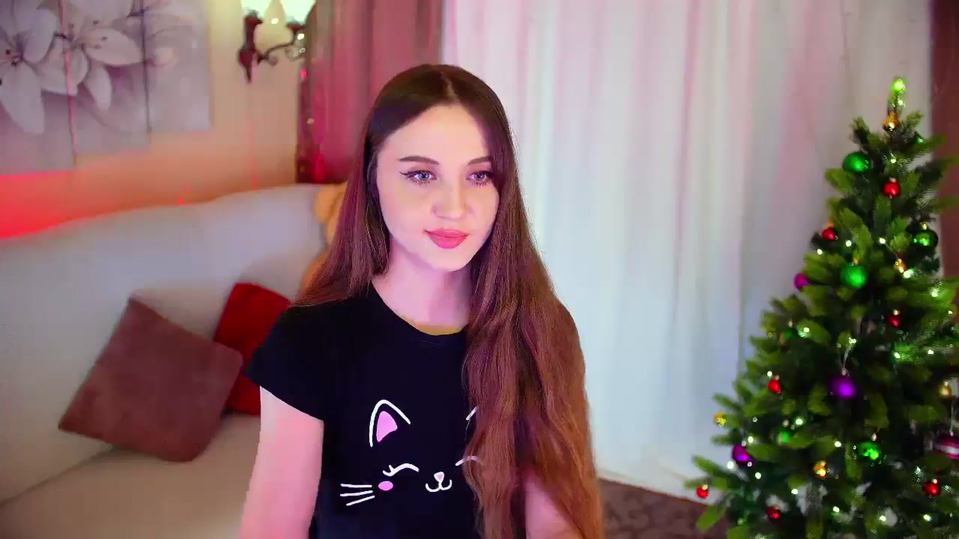 Gallery image thumbnail from Innocent_Soul's myfreecams stream on, 12/24/2023, 12:46 image 7 of 20