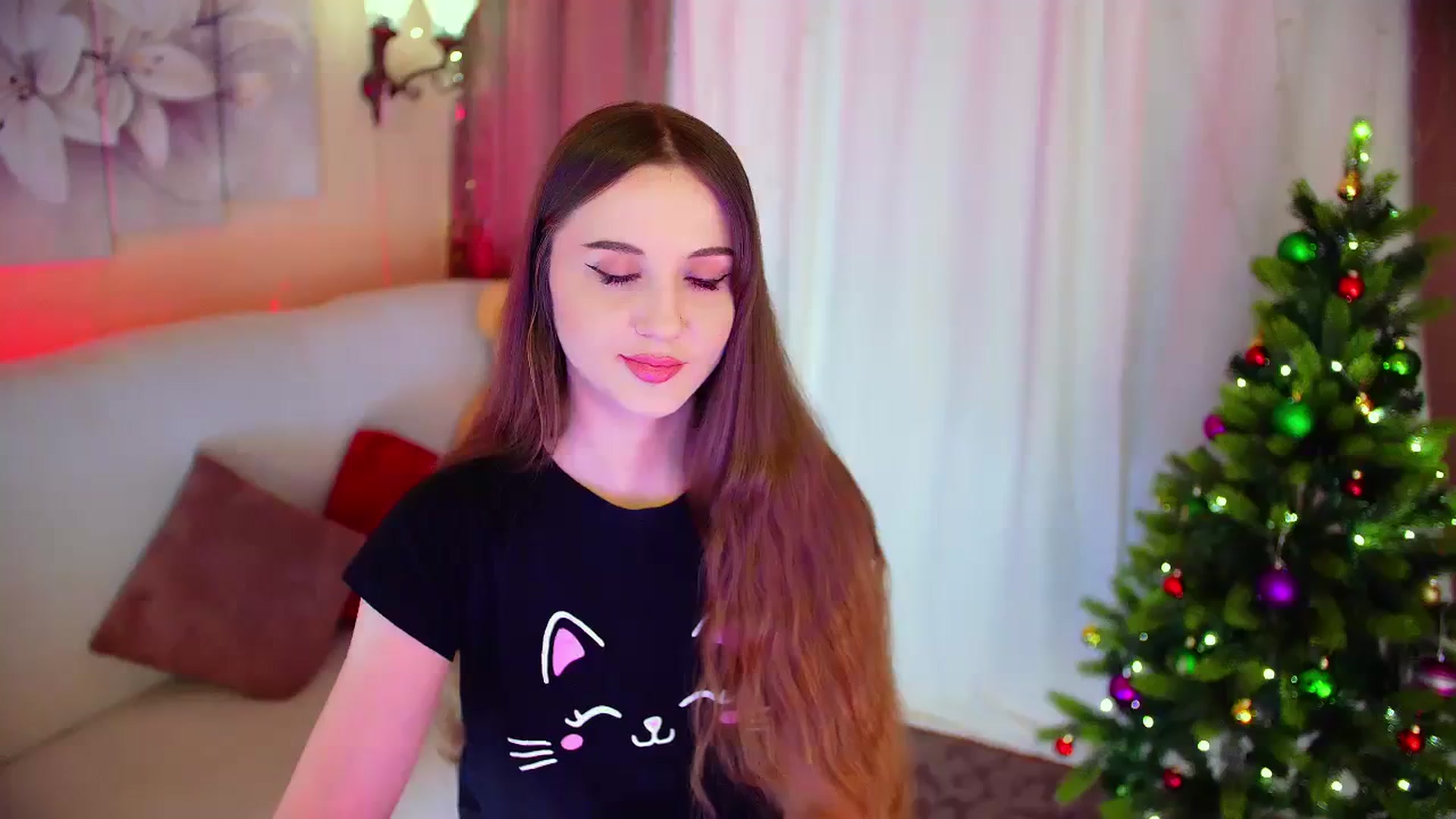 Gallery image thumbnail from Innocent_Soul's myfreecams stream on, 12/24/2023, 13:27 image 4 of 20