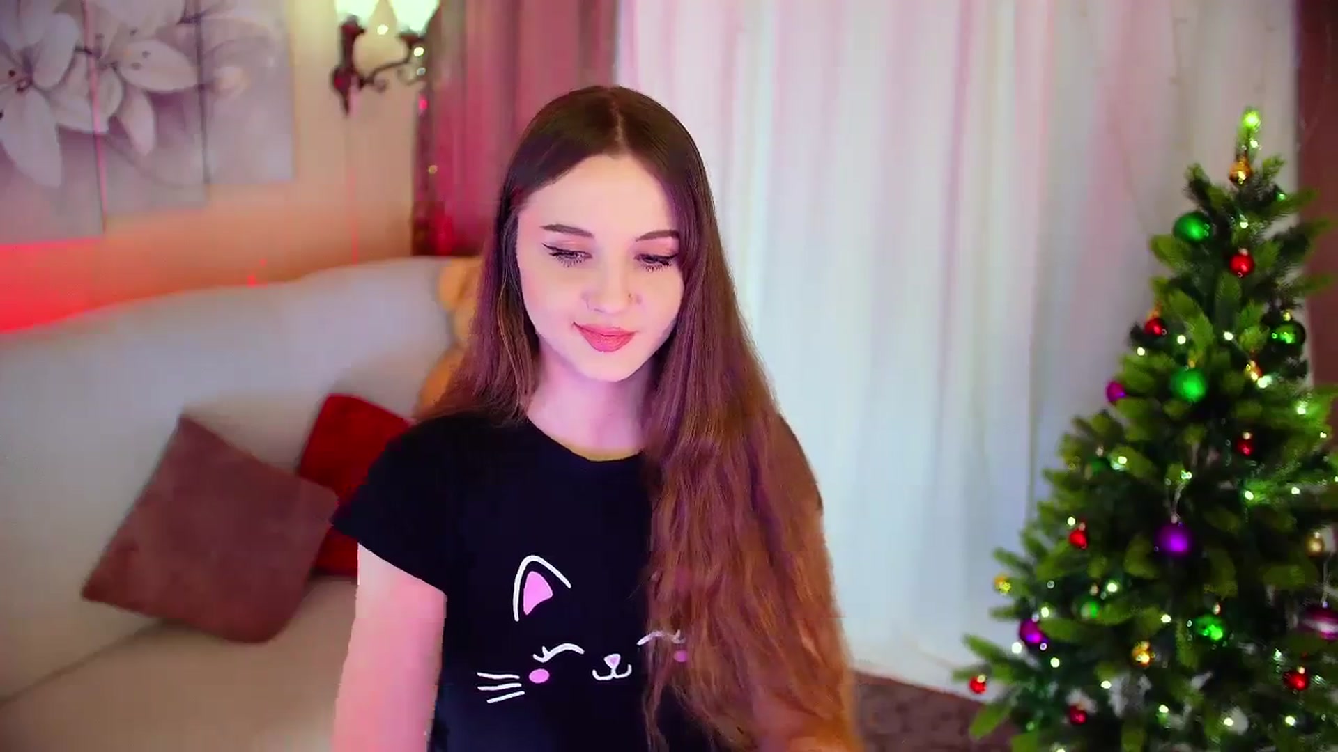 Gallery image thumbnail from Innocent_Soul's myfreecams stream on, 12/24/2023, 13:27 image 8 of 20