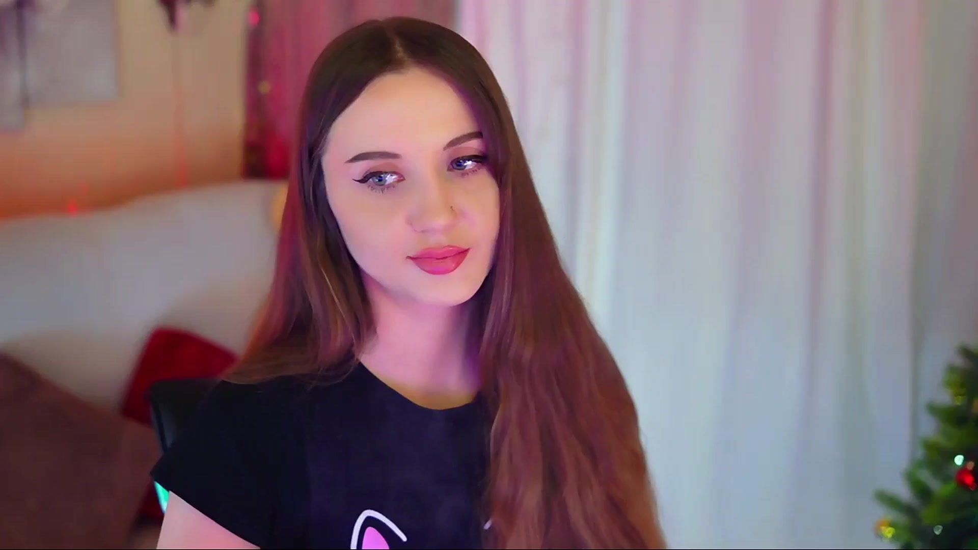 Gallery image thumbnail from Innocent_Soul's myfreecams stream on, 12/24/2023, 14:16 image 20 of 20