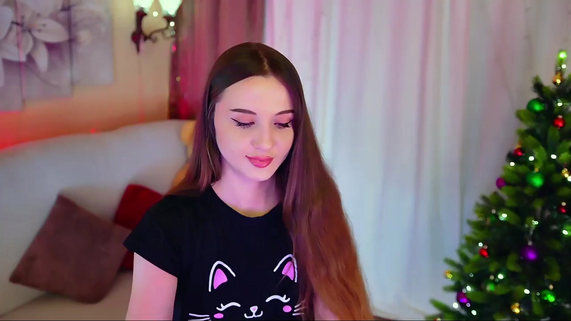 Gallery image thumbnail from Innocent_Soul's myfreecams stream on, 12/24/2023, 14:41 image 6 of 20
