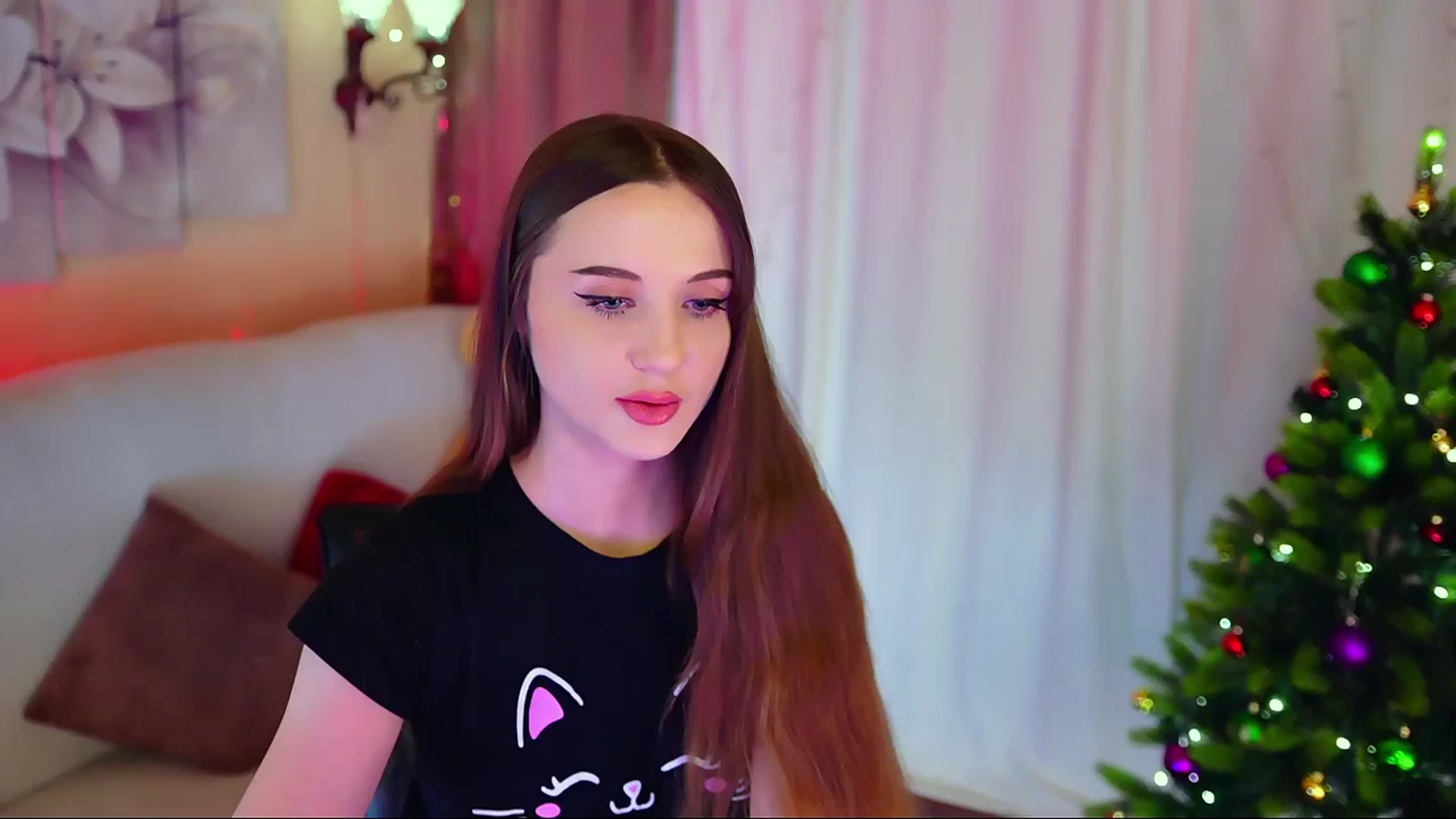 Gallery image thumbnail from Innocent_Soul's myfreecams stream on, 12/24/2023, 14:41 image 2 of 20