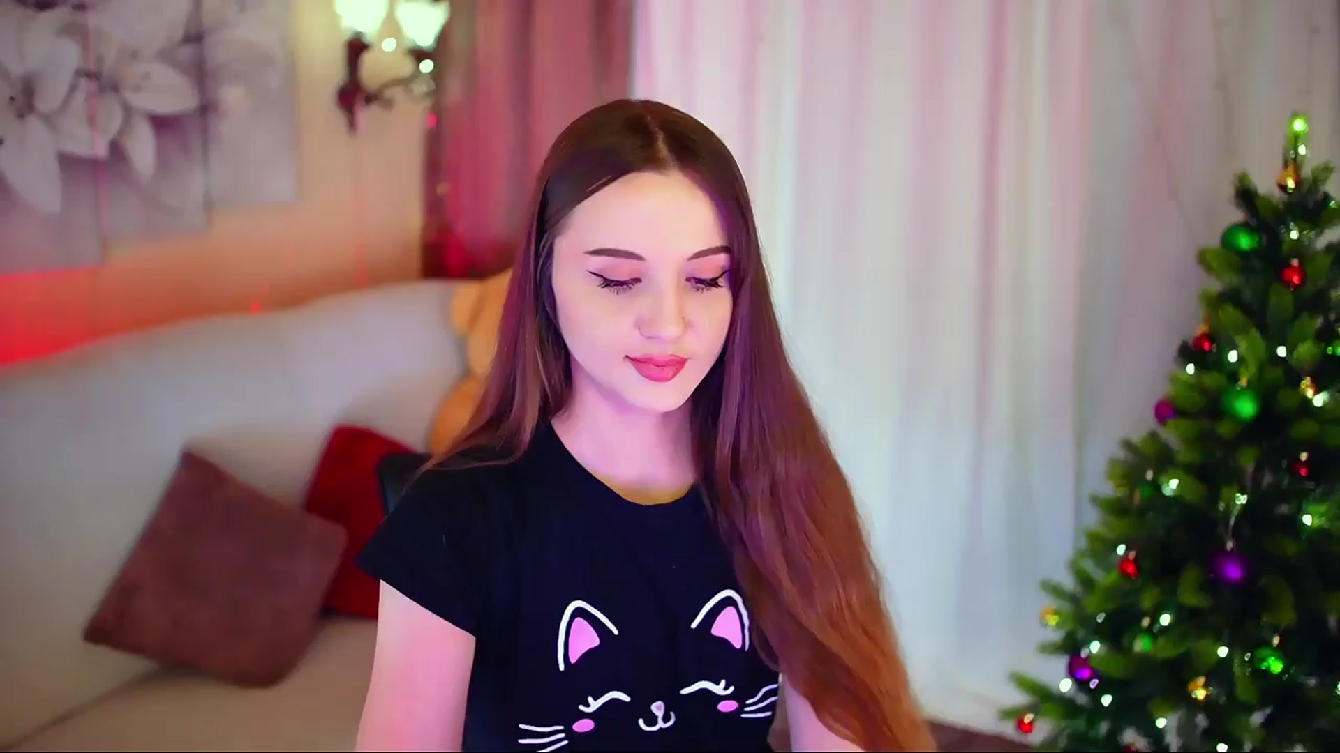 Gallery image thumbnail from Innocent_Soul's myfreecams stream on, 12/24/2023, 15:06 image 3 of 20