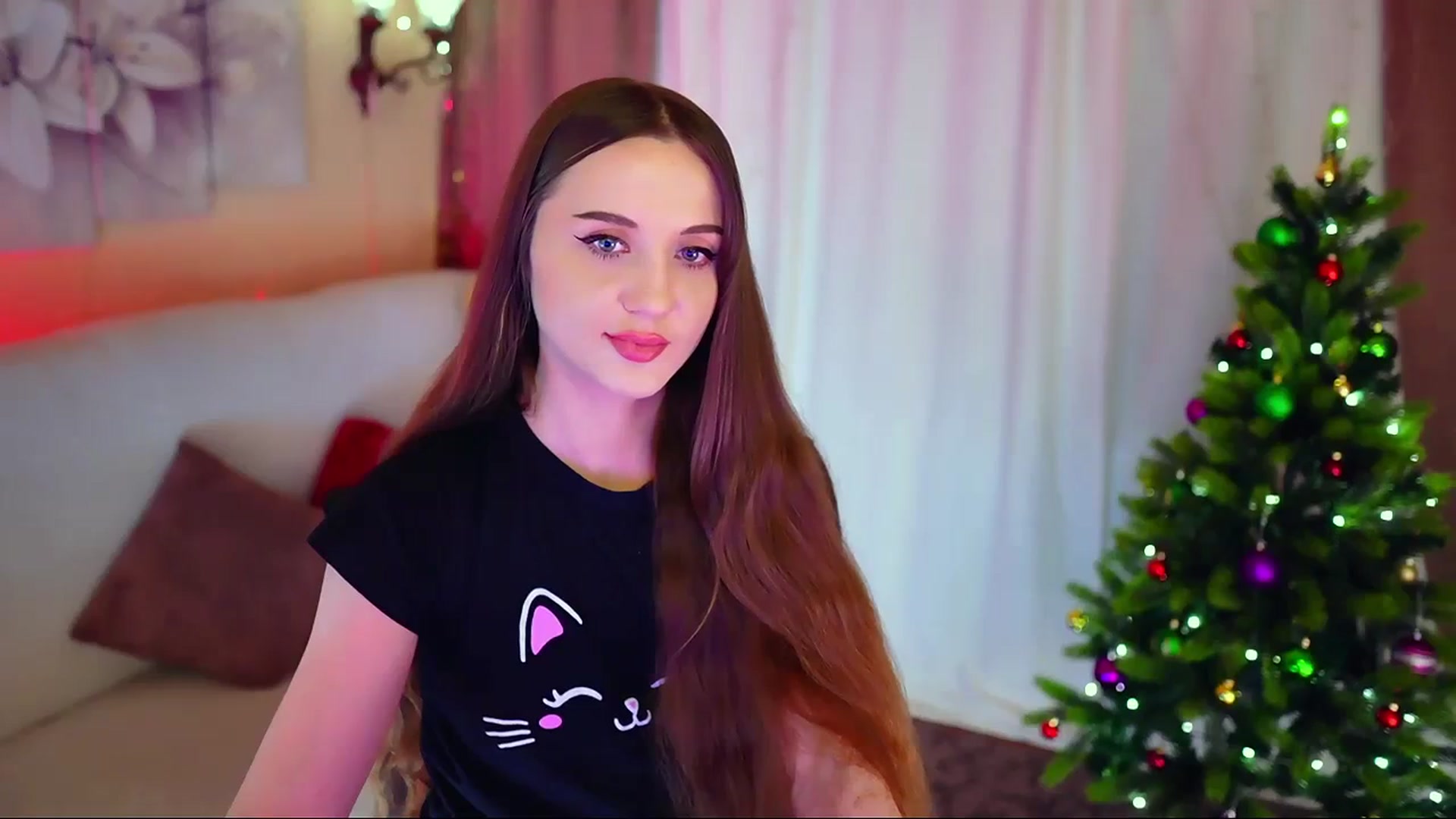 Gallery image thumbnail from Innocent_Soul's myfreecams stream on, 12/24/2023, 15:33 image 4 of 20