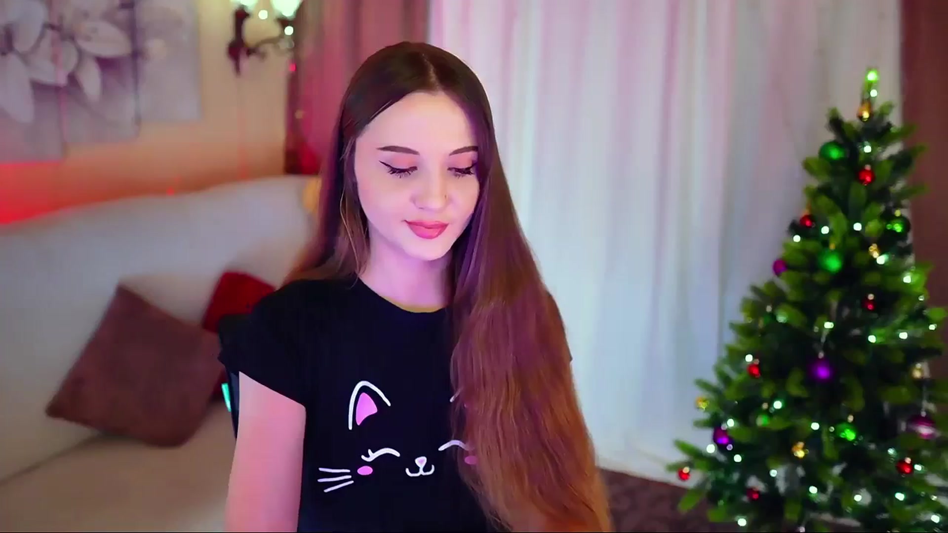 Gallery image thumbnail from Innocent_Soul's myfreecams stream on, 12/24/2023, 15:33 image 20 of 20
