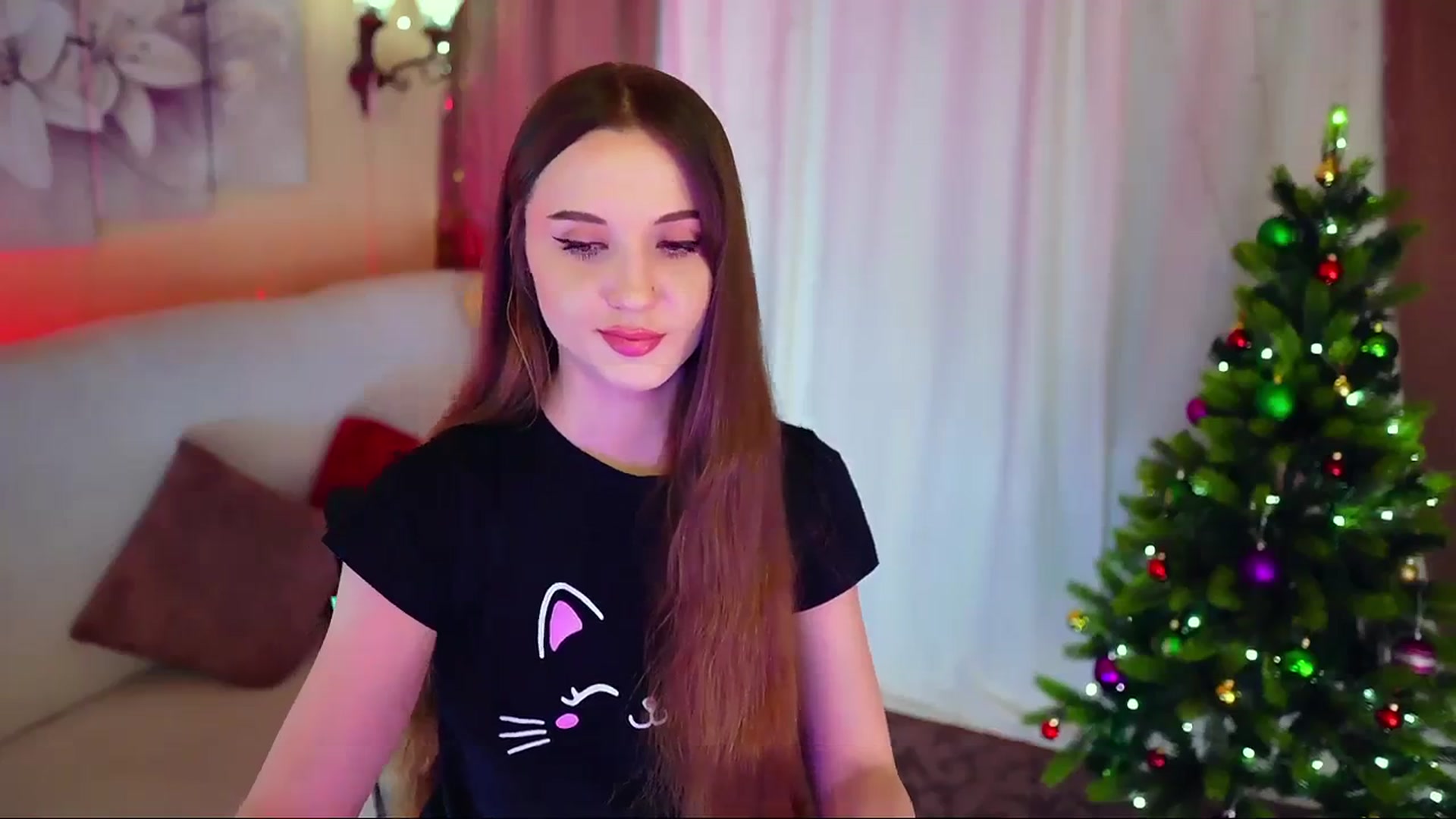 Gallery image thumbnail from Innocent_Soul's myfreecams stream on, 12/24/2023, 15:33 image 13 of 20