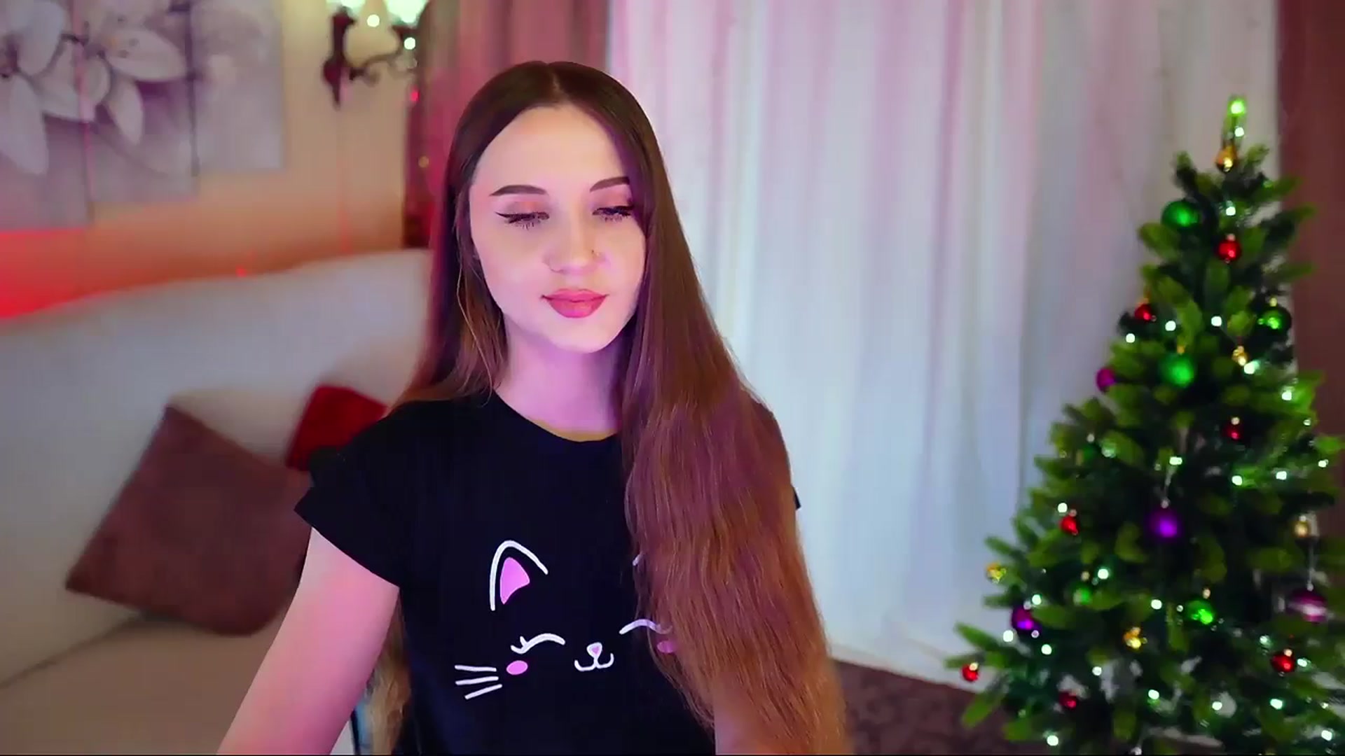 Gallery image thumbnail from Innocent_Soul's myfreecams stream on, 12/24/2023, 15:33 image 16 of 20