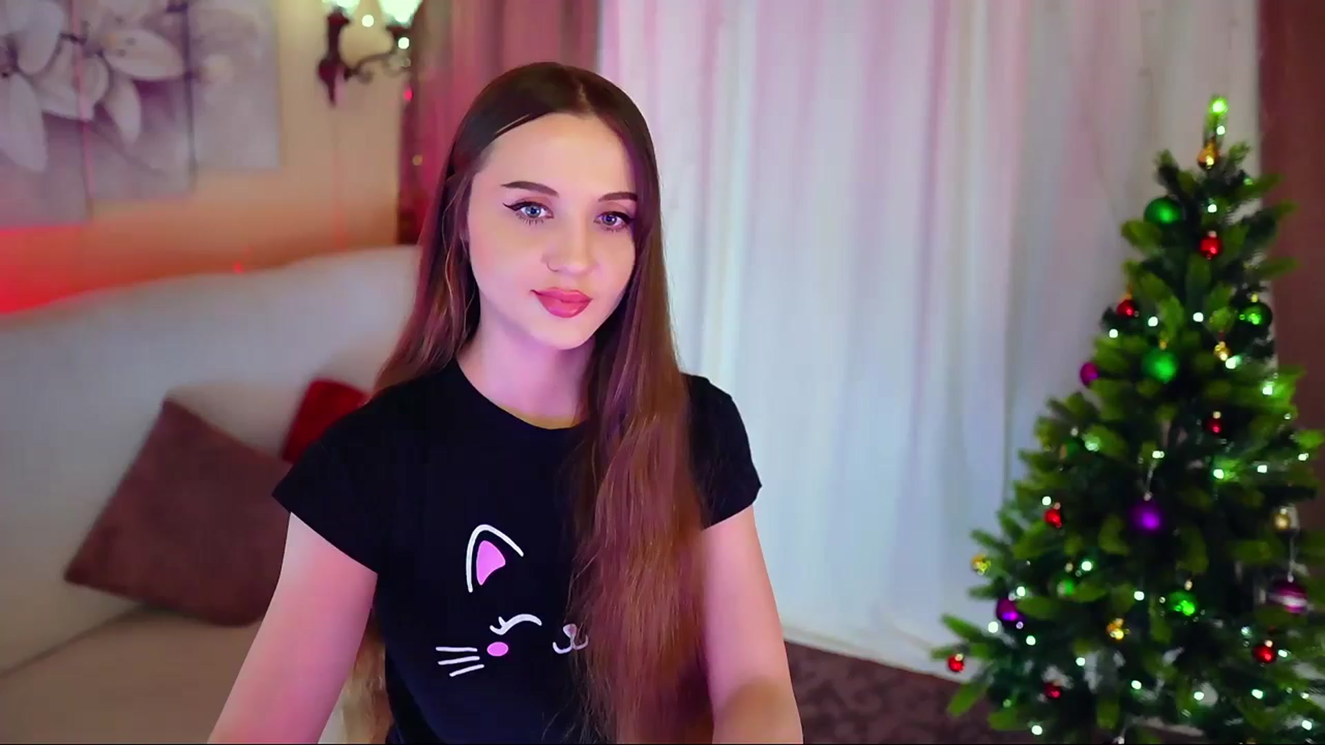 Gallery image thumbnail from Innocent_Soul's myfreecams stream on, 12/24/2023, 15:33 image 9 of 20