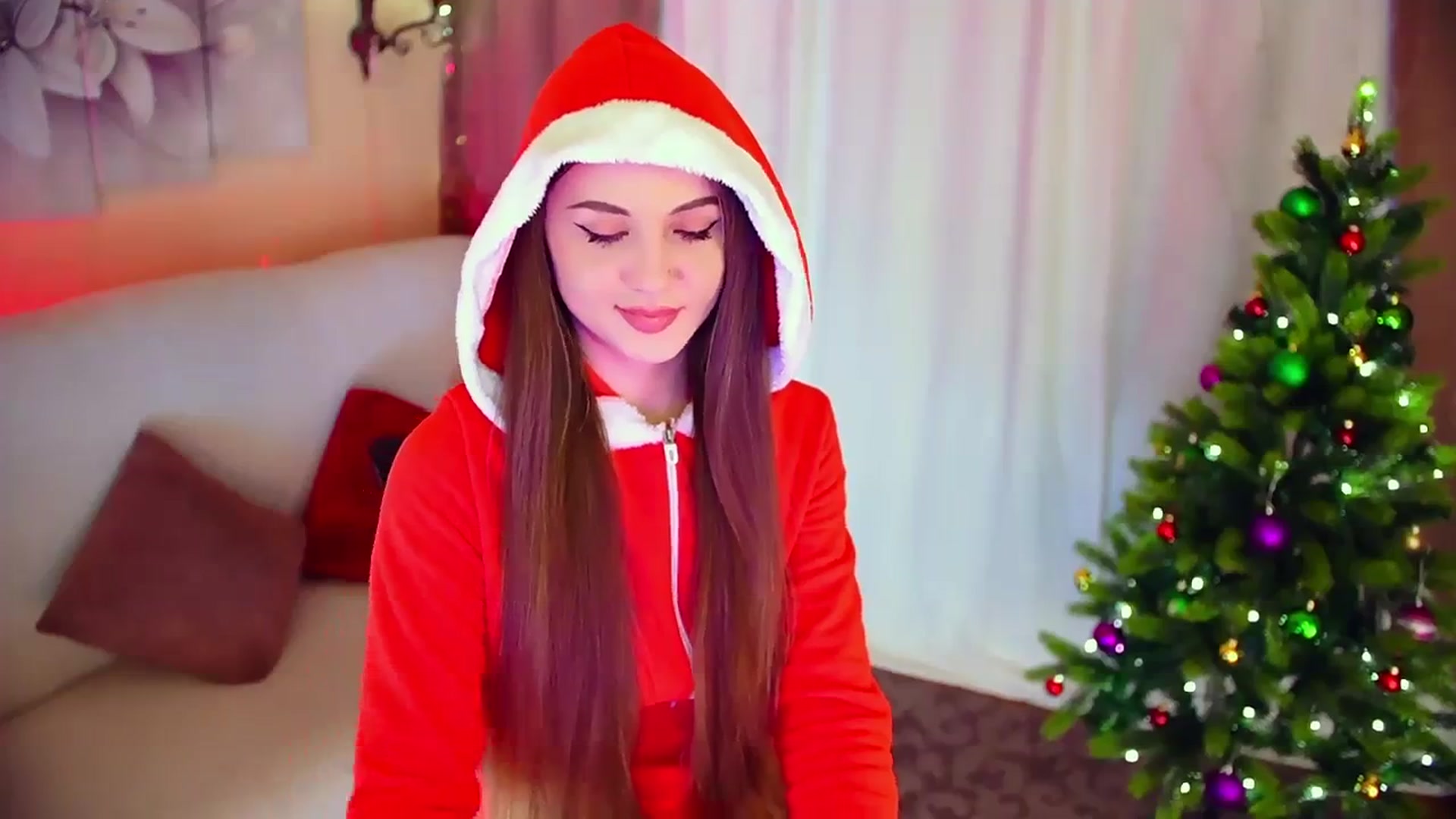 Gallery image thumbnail from Innocent_Soul's myfreecams stream on, 12/25/2023, 12:46 image 7 of 20
