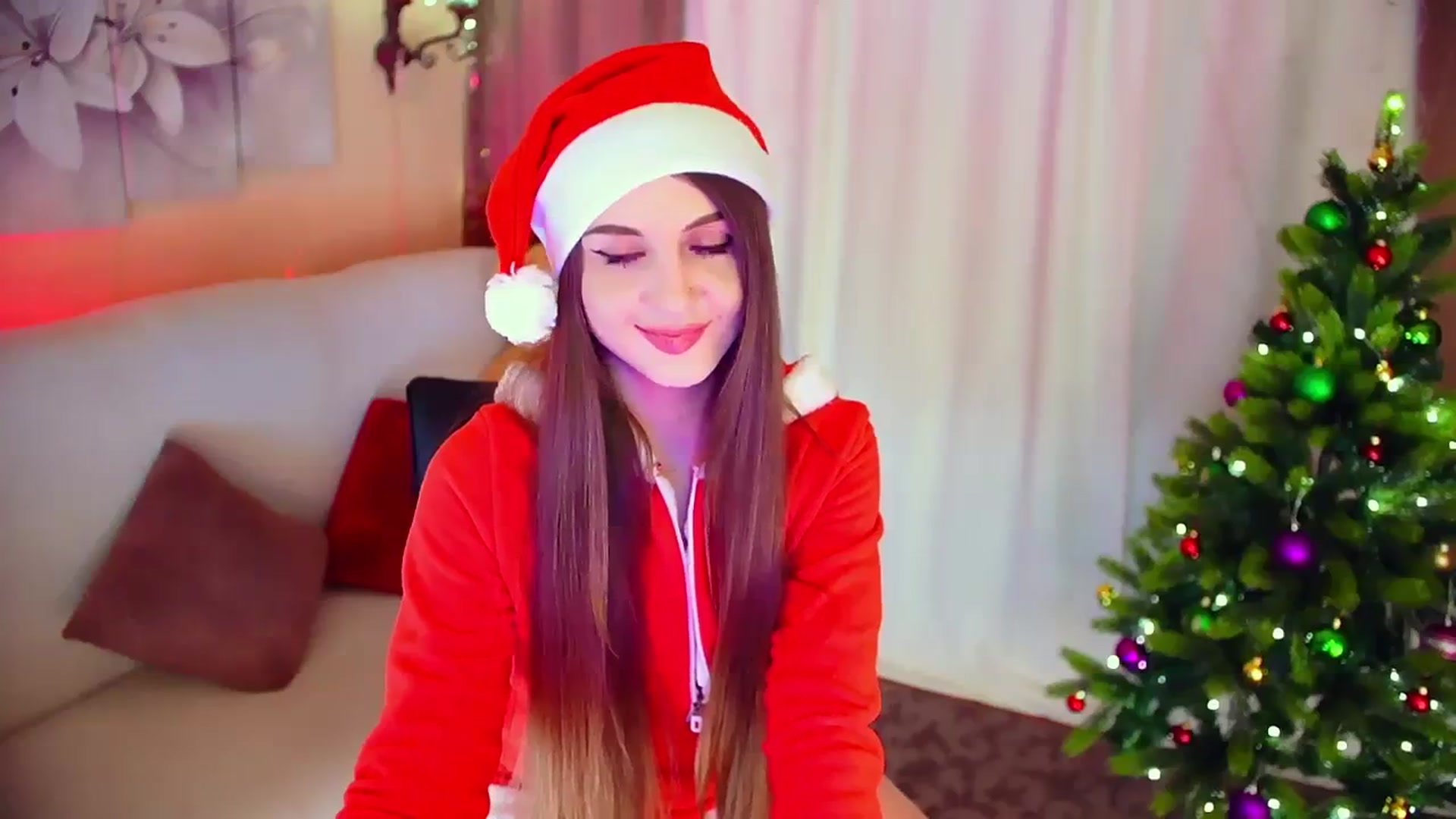 Gallery image thumbnail from Innocent_Soul's myfreecams stream on, 12/25/2023, 17:12 image 6 of 20