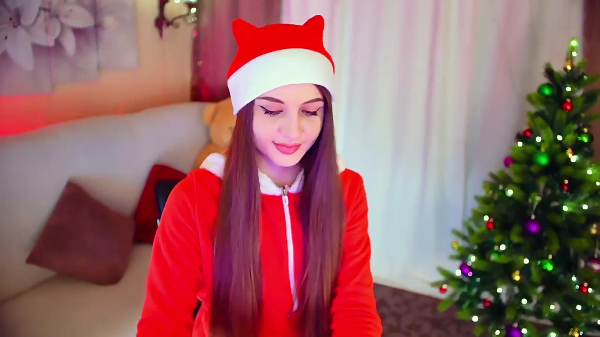 Gallery image thumbnail from Innocent_Soul's myfreecams stream on, 12/25/2023, 18:31 image 3 of 20
