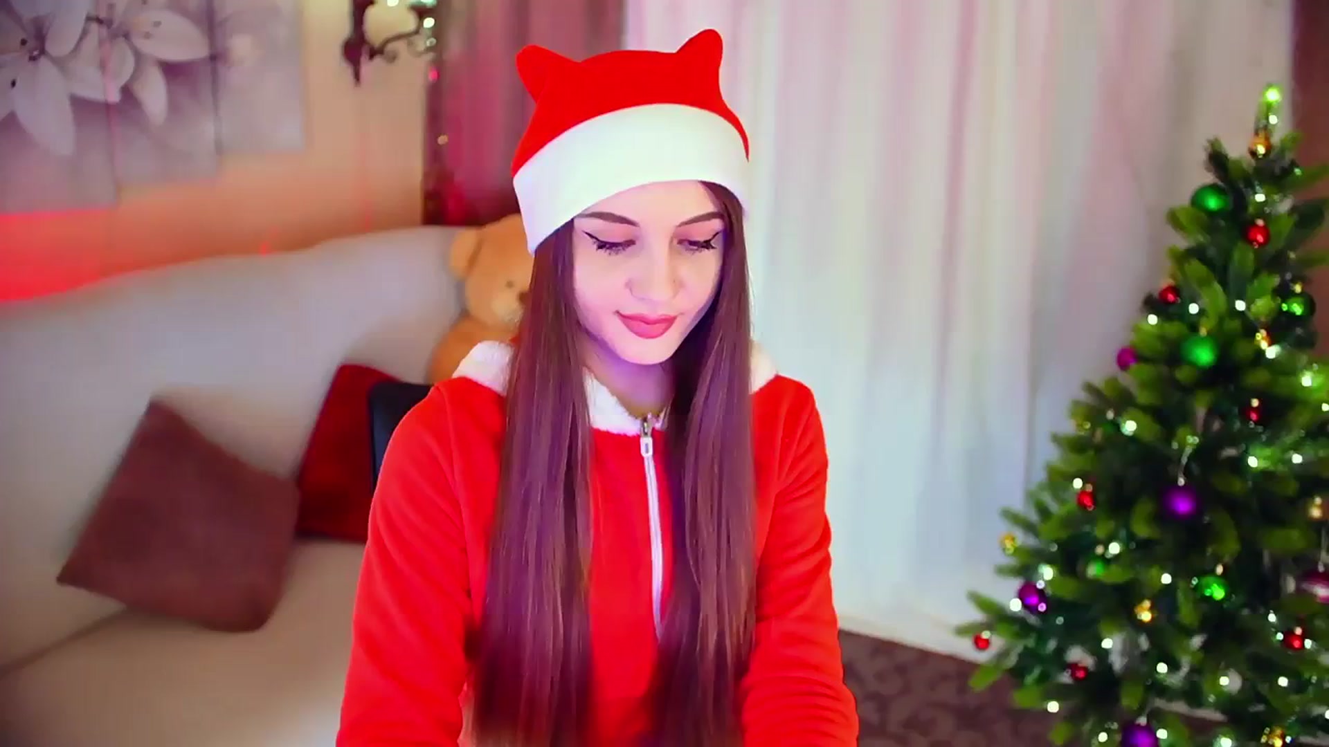 Gallery image thumbnail from Innocent_Soul's myfreecams stream on, 12/25/2023, 18:31 image 10 of 20