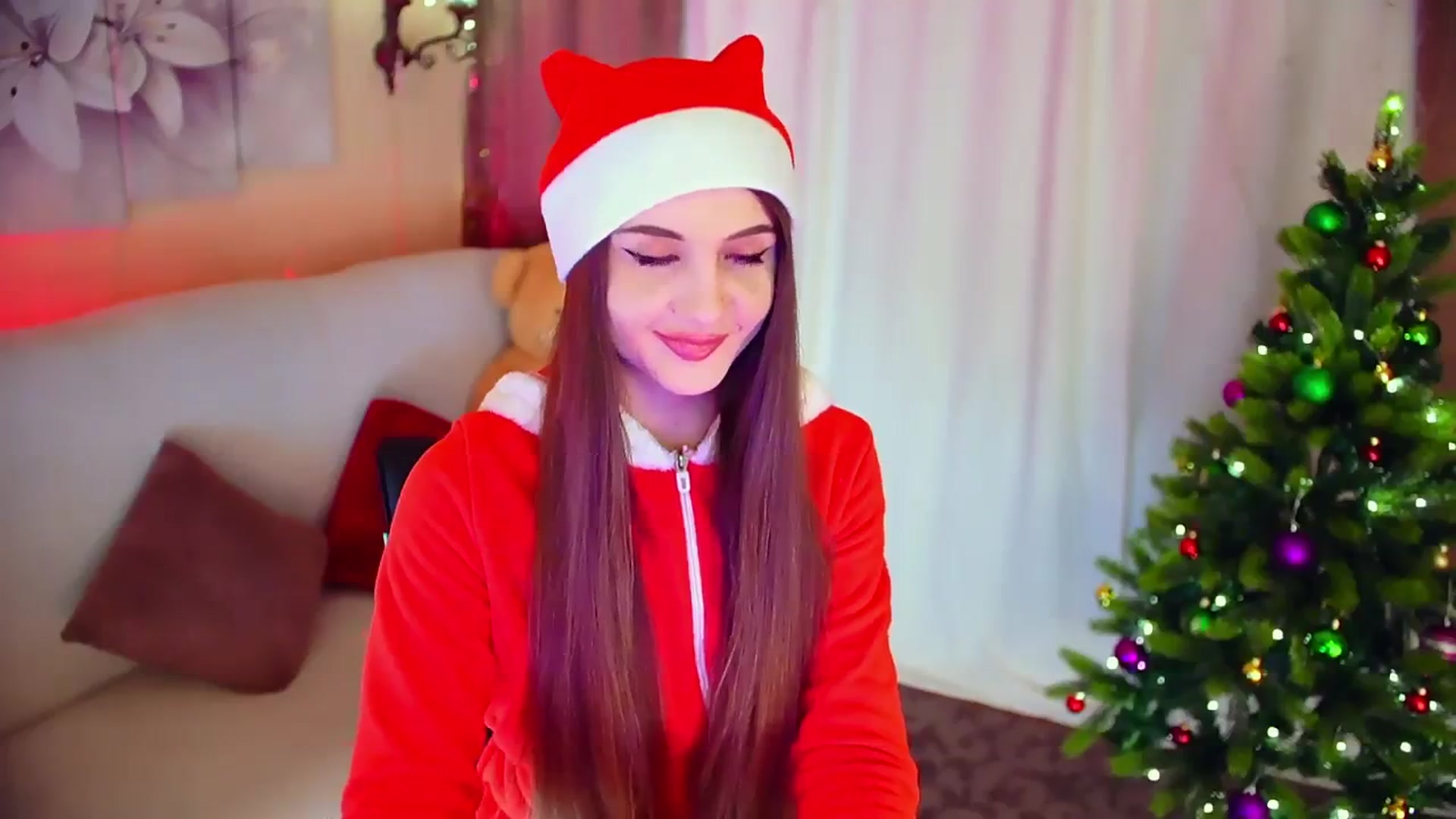 Gallery image thumbnail from Innocent_Soul's myfreecams stream on, 12/25/2023, 18:31 image 5 of 20