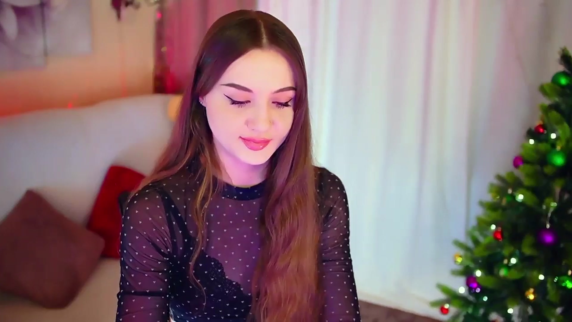 Gallery image thumbnail from Innocent_Soul's myfreecams stream on, 12/27/2023, 10:31 image 2 of 20