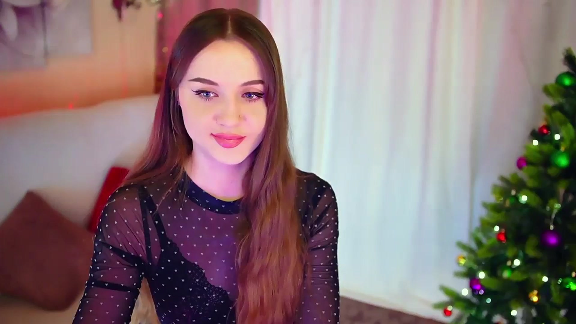 Gallery image thumbnail from Innocent_Soul's myfreecams stream on, 12/27/2023, 10:31 image 11 of 20