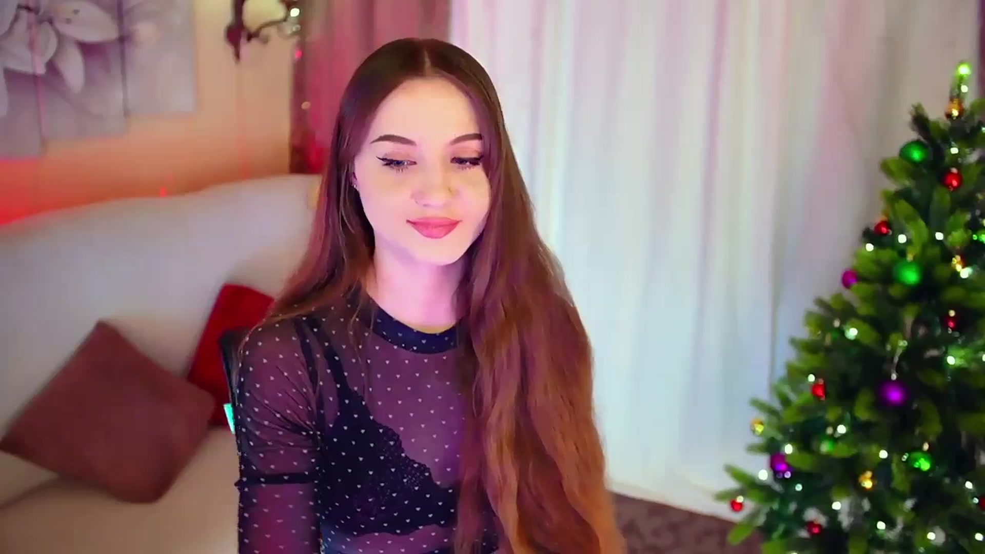 Gallery image thumbnail from Innocent_Soul's myfreecams stream on, 12/27/2023, 10:31 image 17 of 20
