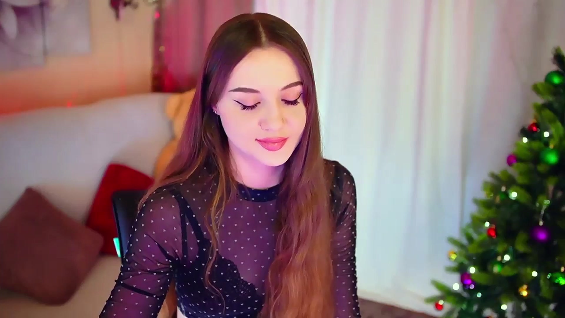 Gallery image thumbnail from Innocent_Soul's myfreecams stream on, 12/27/2023, 10:31 image 3 of 20