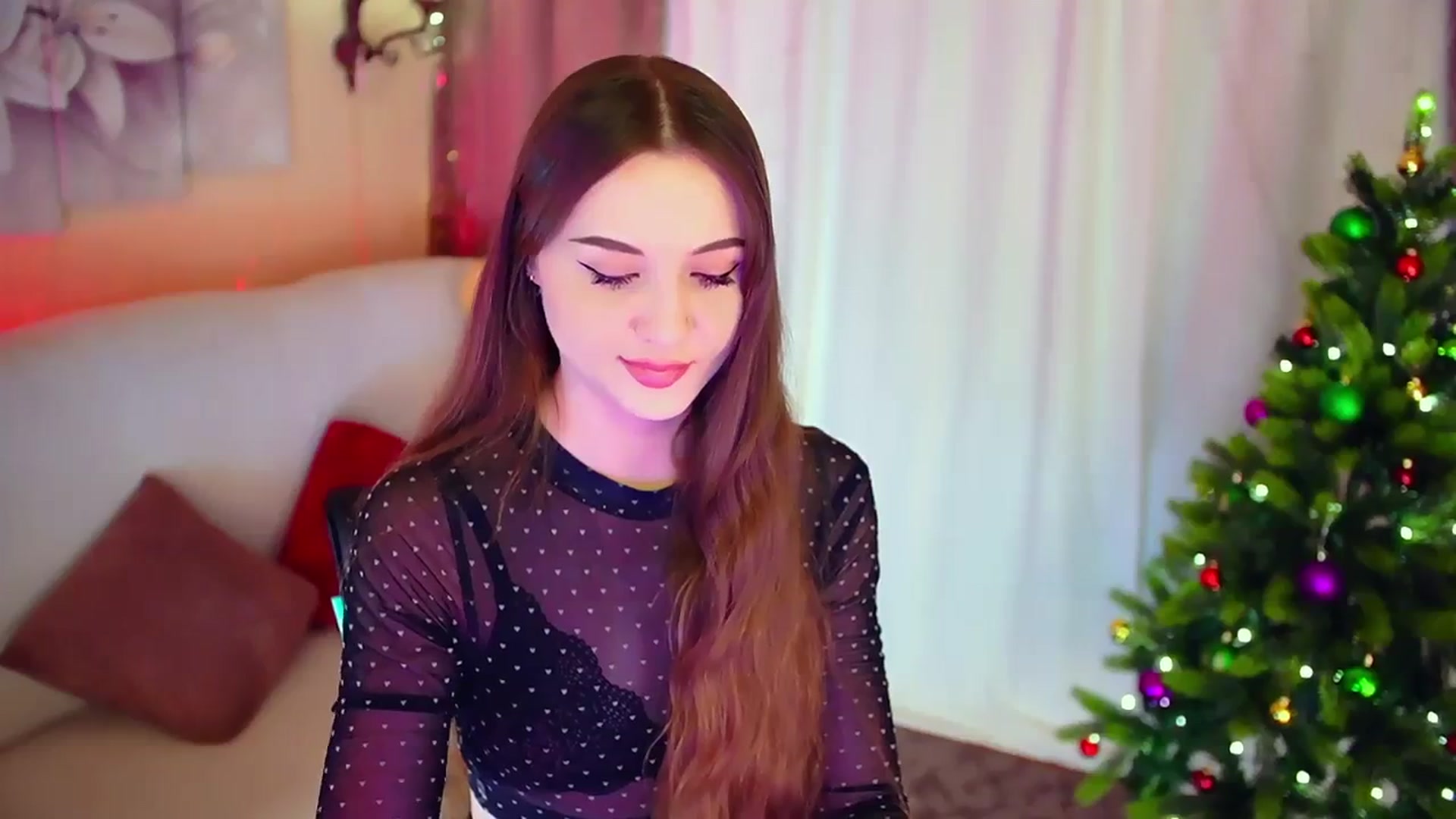Gallery image thumbnail from Innocent_Soul's myfreecams stream on, 12/27/2023, 10:31 image 13 of 20
