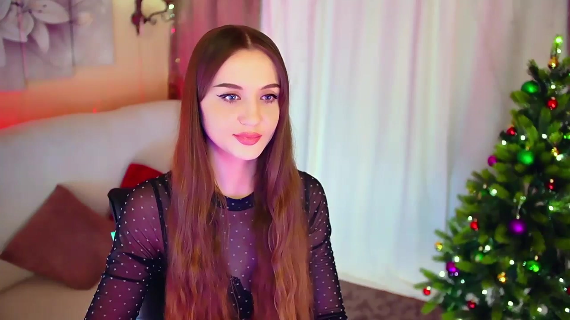 Gallery image thumbnail from Innocent_Soul's myfreecams stream on, 12/27/2023, 11:37 image 15 of 20