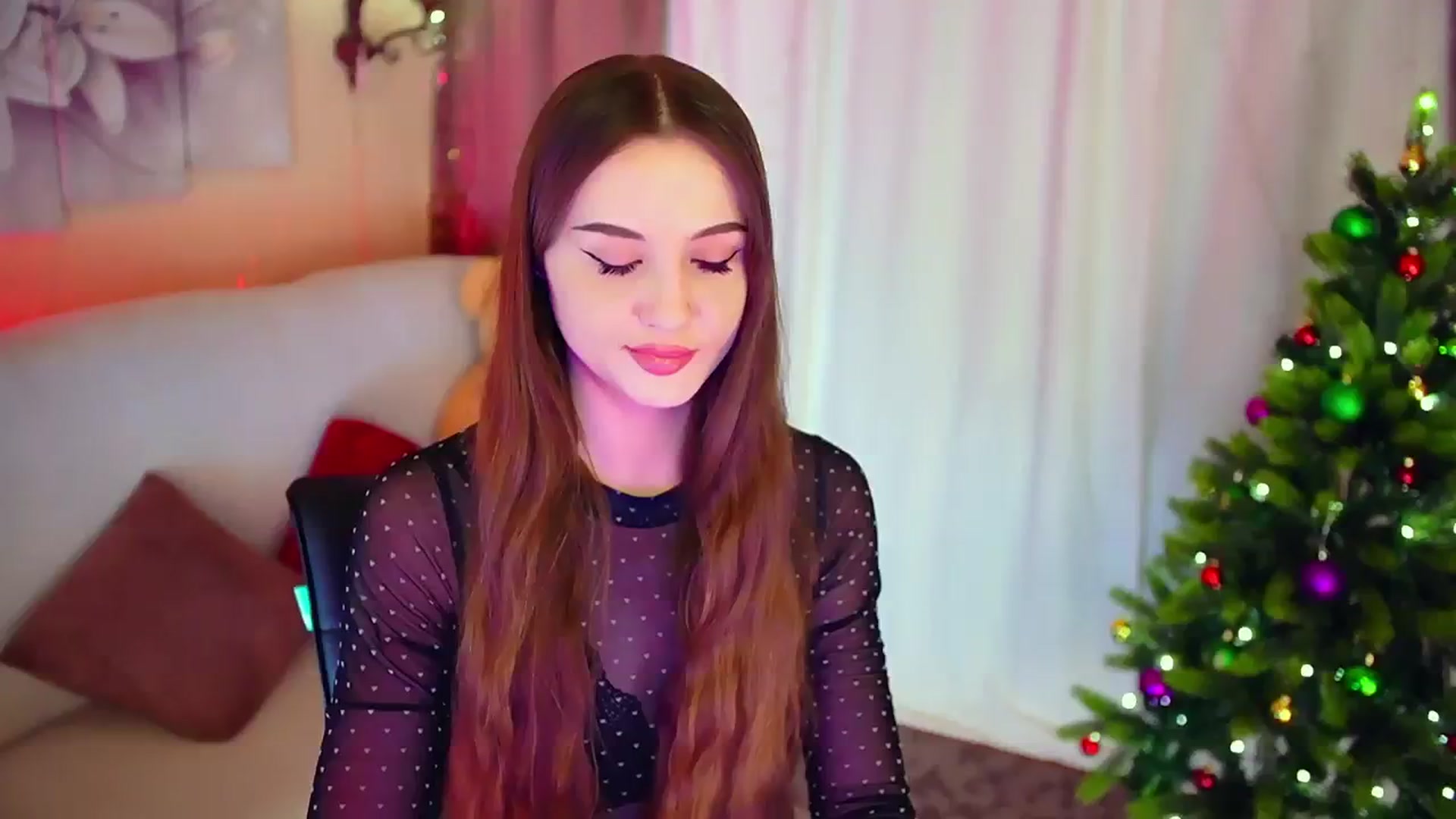 Gallery image thumbnail from Innocent_Soul's myfreecams stream on, 12/27/2023, 11:37 image 1 of 20