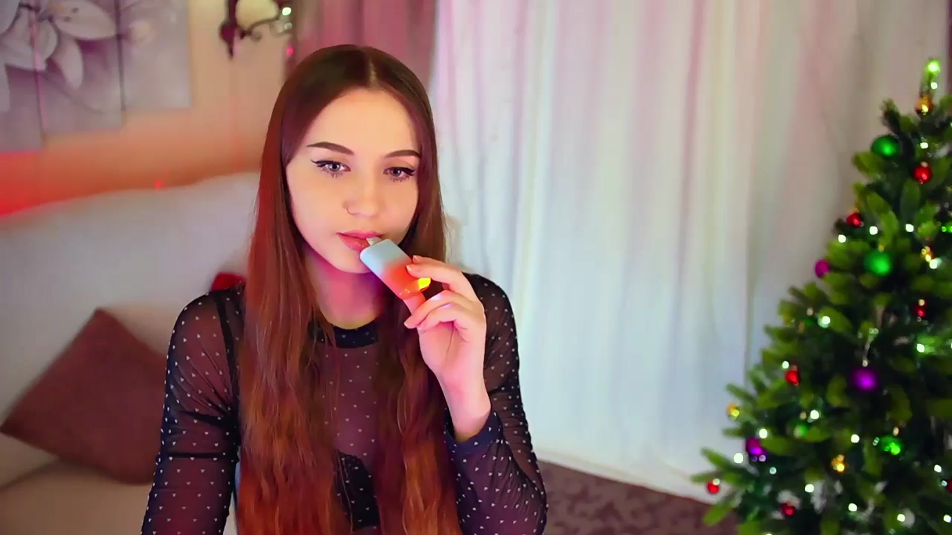 Gallery image thumbnail from Innocent_Soul's myfreecams stream on, 12/27/2023, 11:37 image 8 of 20