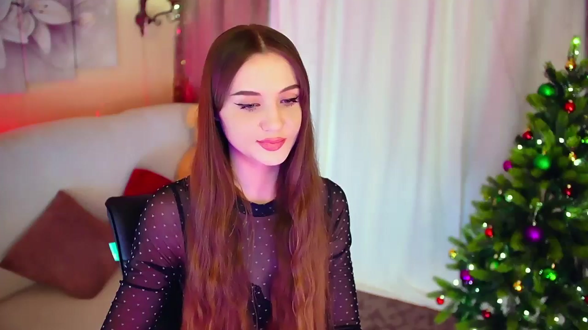 Gallery image thumbnail from Innocent_Soul's myfreecams stream on, 12/27/2023, 11:37 image 19 of 20