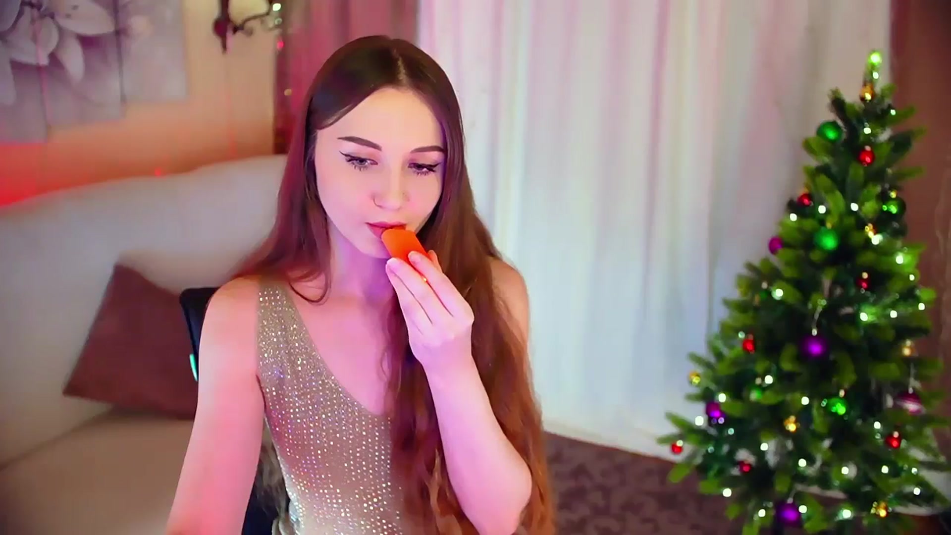Gallery image thumbnail from Innocent_Soul's myfreecams stream on, 12/30/2023, 15:25 image 20 of 20