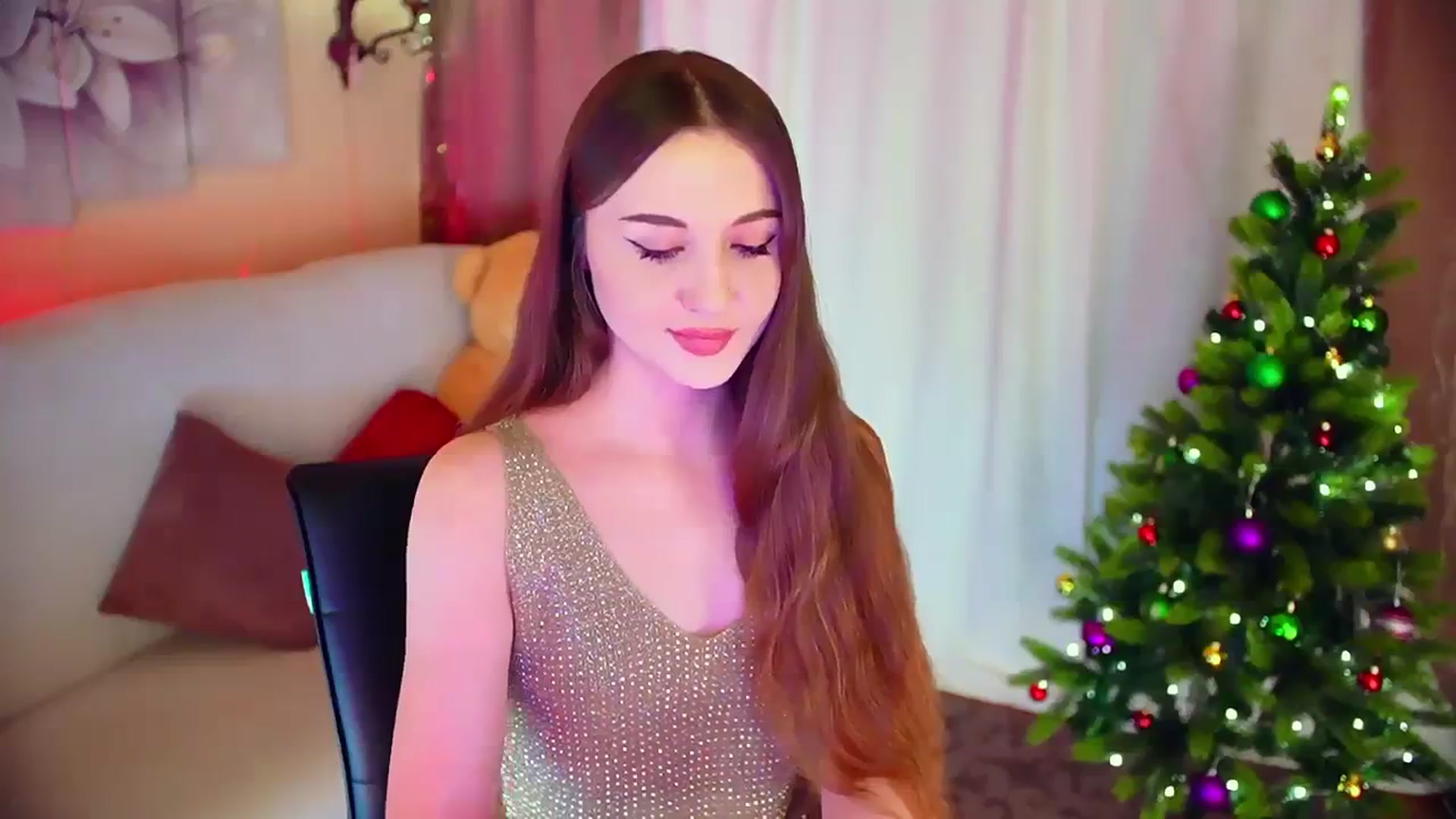 Gallery image thumbnail from Innocent_Soul's myfreecams stream on, 12/30/2023, 16:17 image 9 of 20