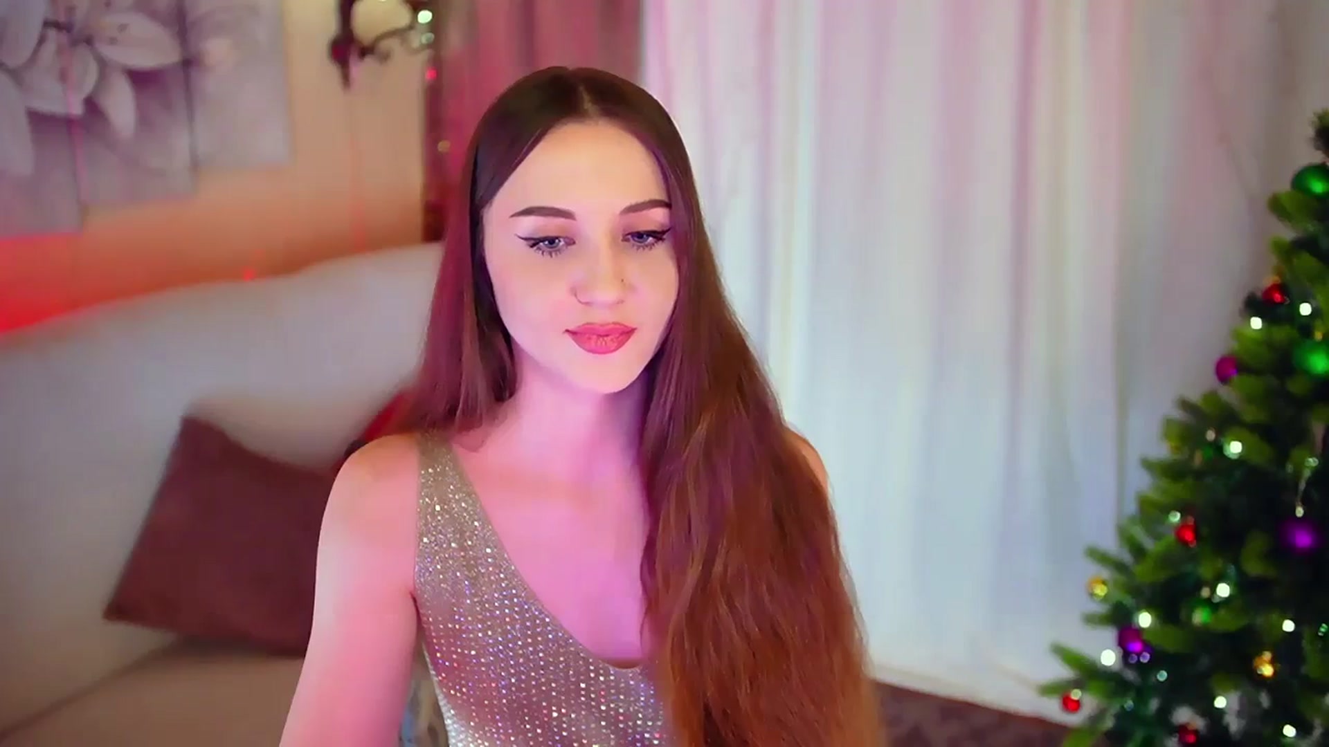 Gallery image thumbnail from Innocent_Soul's myfreecams stream on, 12/30/2023, 18:44 image 11 of 20