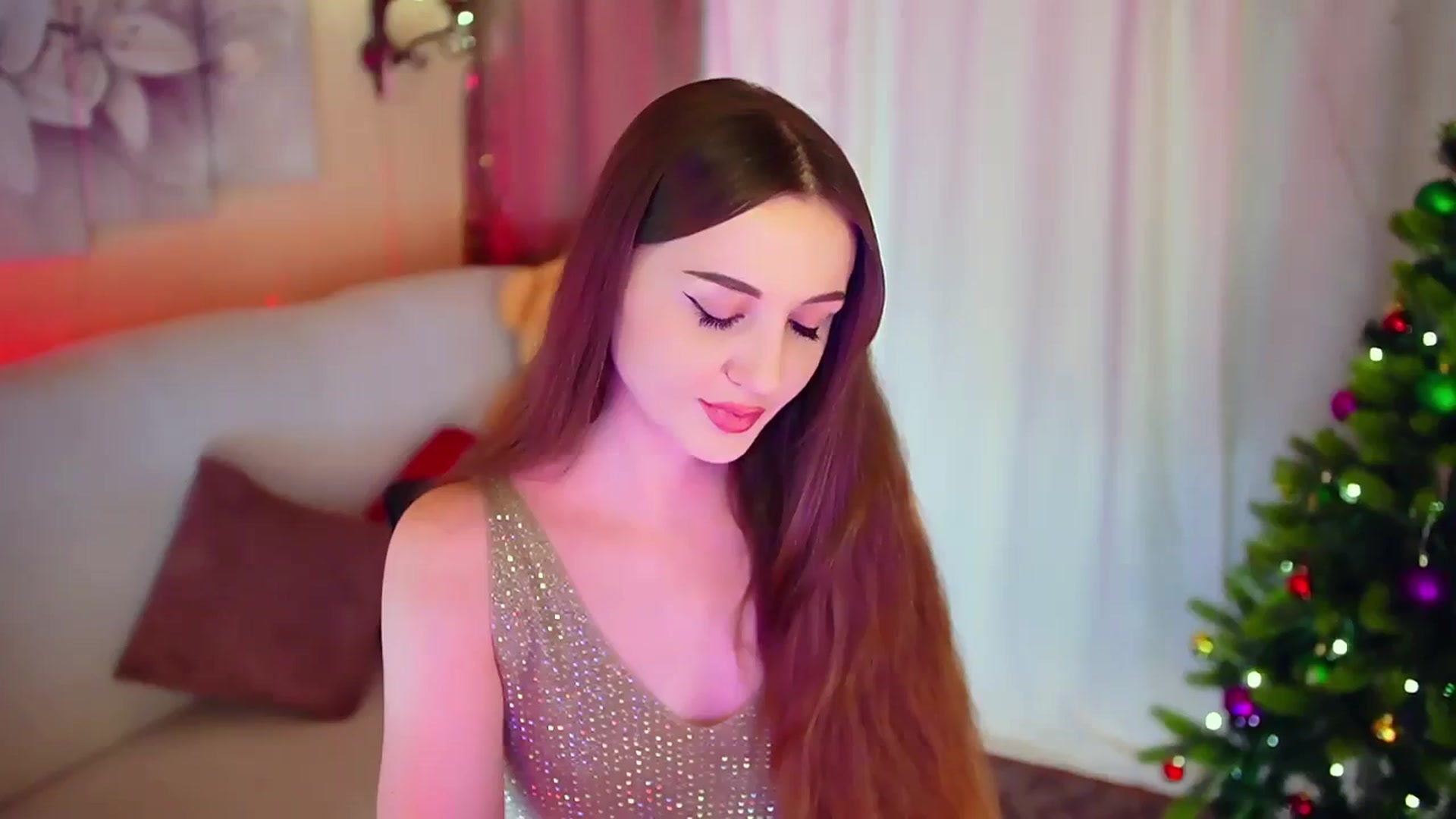 Gallery image thumbnail from Innocent_Soul's myfreecams stream on, 12/30/2023, 18:44 image 13 of 20