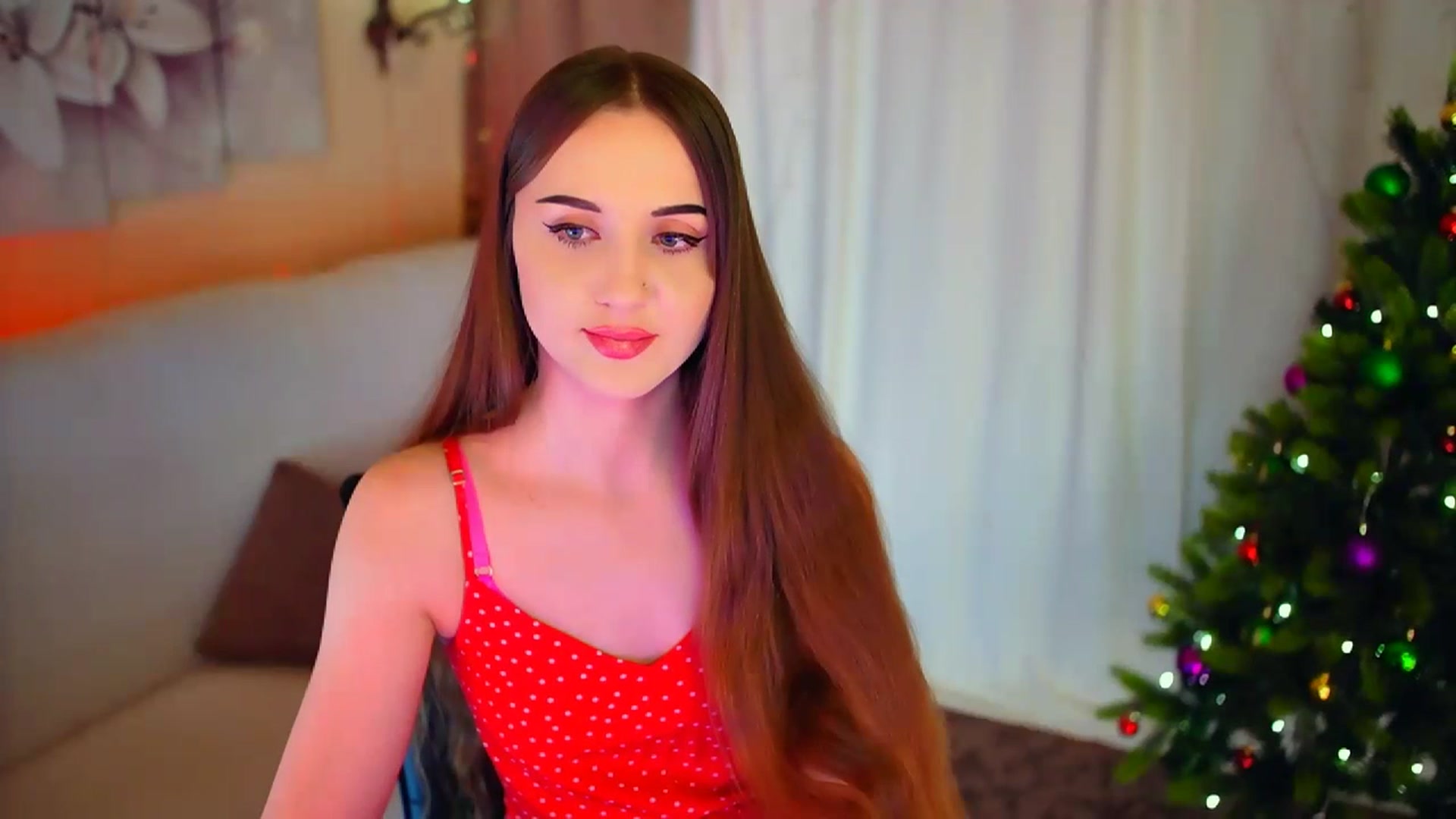 Gallery image thumbnail from Innocent_Soul's myfreecams stream on, 01/09/2024, 20:52 image 4 of 20
