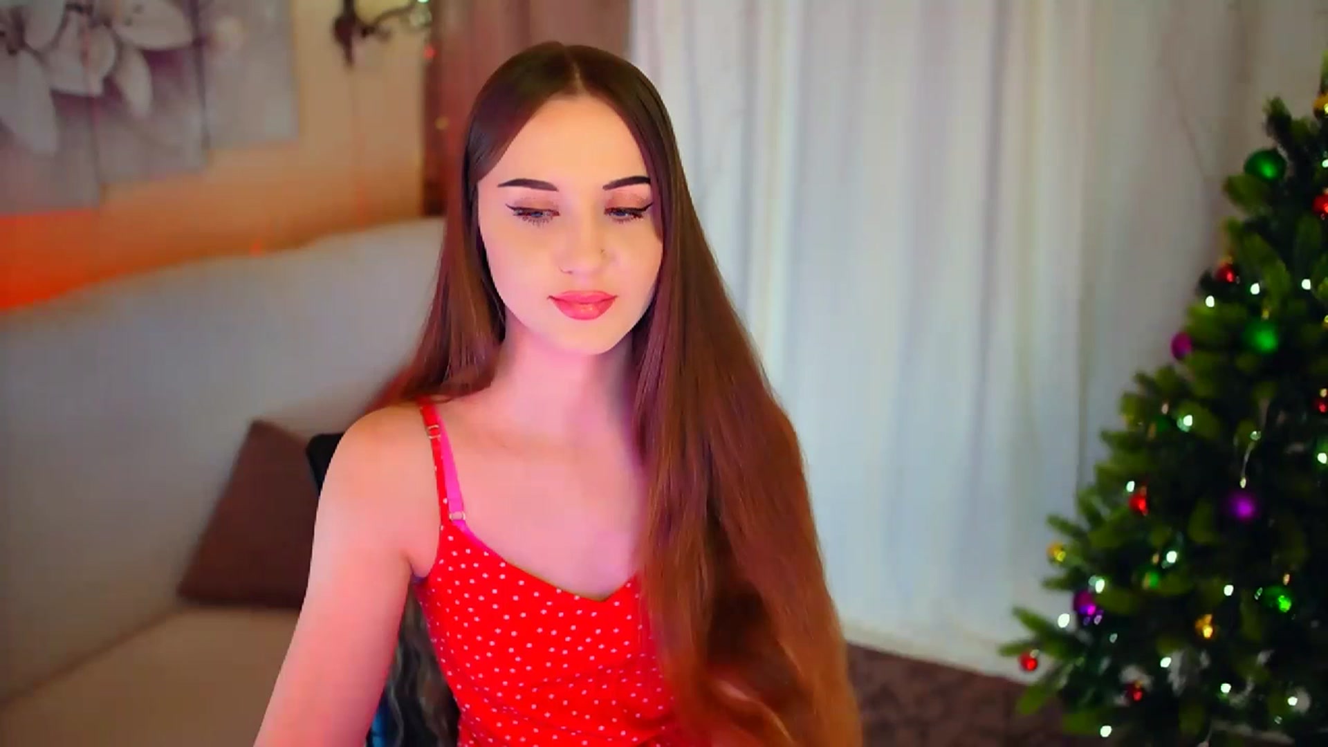 Gallery image thumbnail from Innocent_Soul's myfreecams stream on, 01/09/2024, 20:52 image 5 of 20