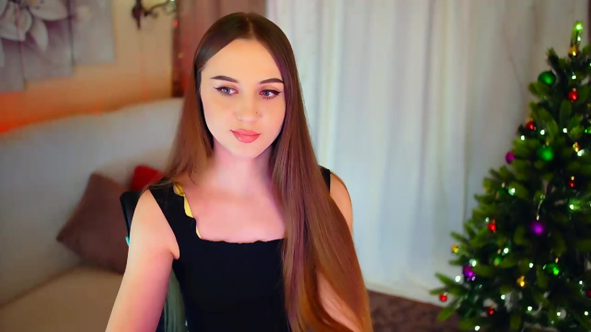 Gallery image thumbnail from Innocent_Soul's myfreecams stream on, 01/10/2024, 16:02 image 18 of 20