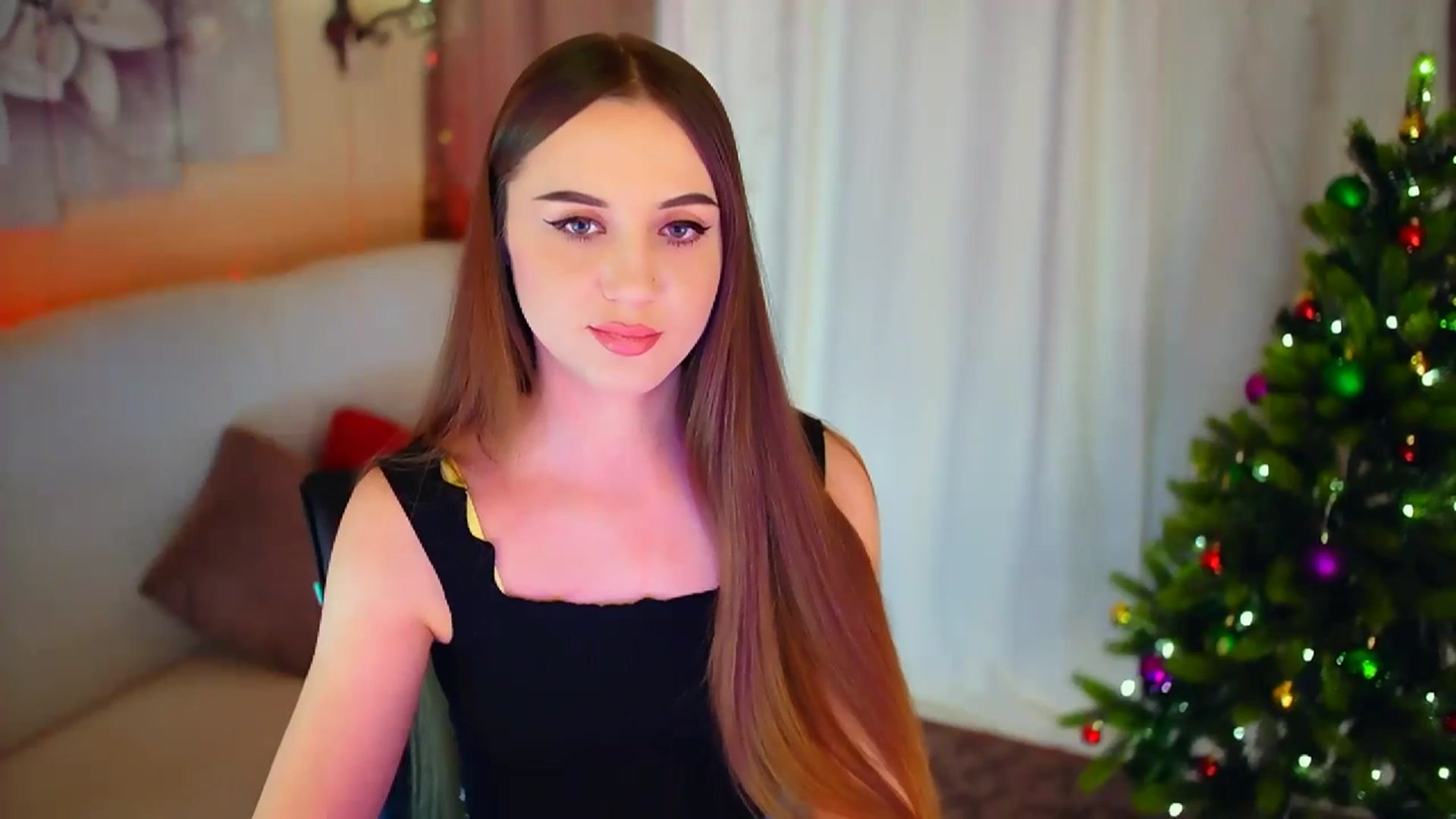 Gallery image thumbnail from Innocent_Soul's myfreecams stream on, 01/10/2024, 16:02 image 16 of 20