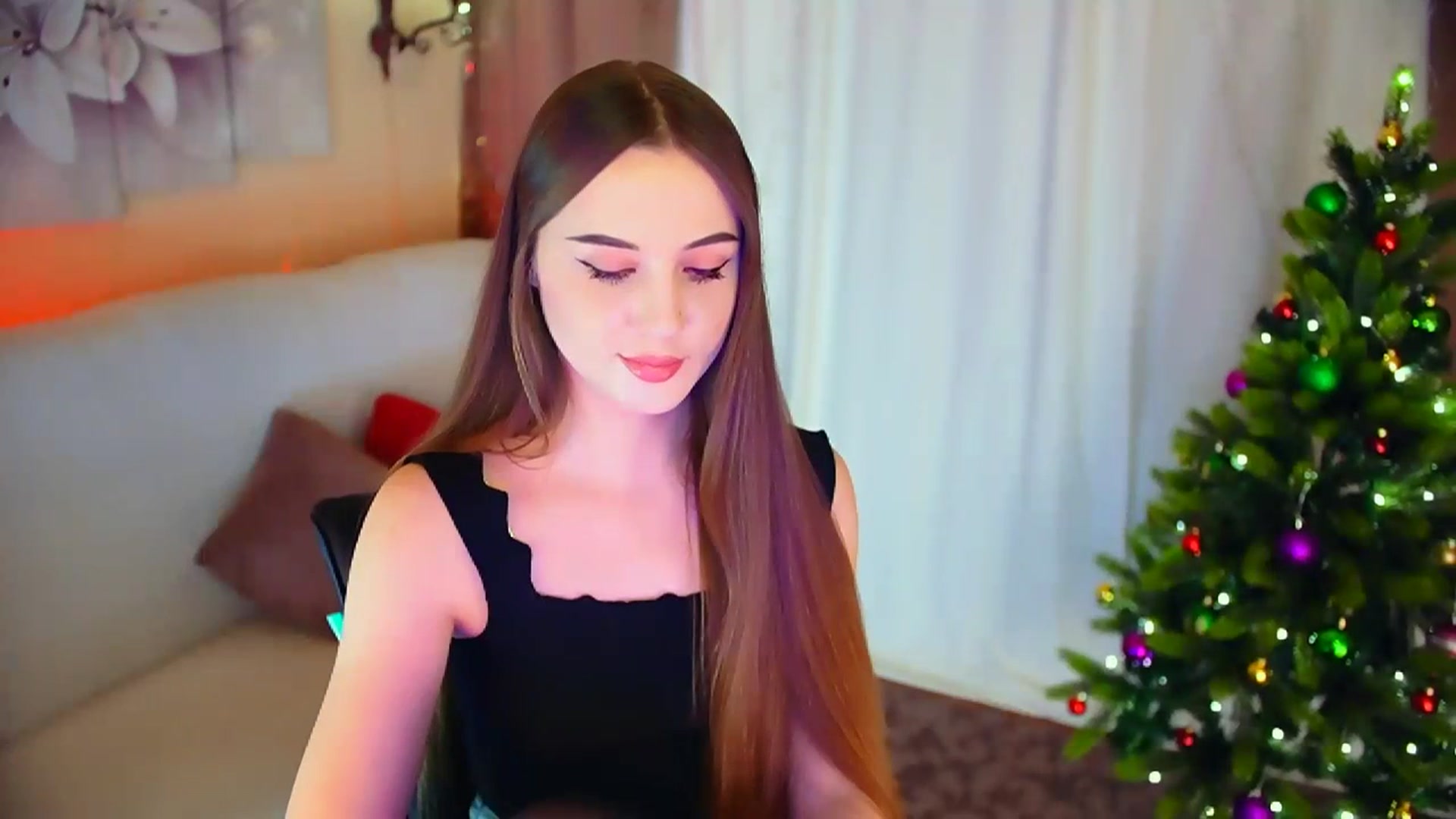Gallery image thumbnail from Innocent_Soul's myfreecams stream on, 01/10/2024, 19:30 image 20 of 20