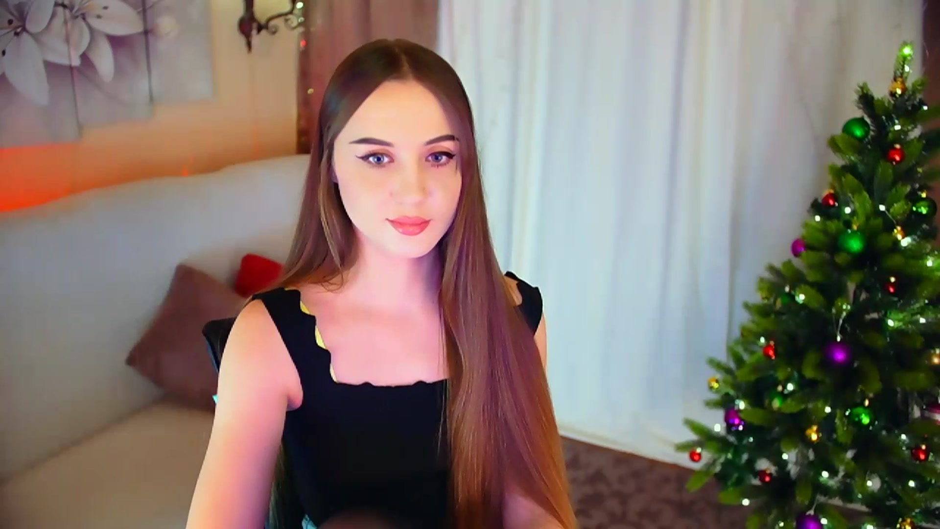 Gallery image thumbnail from Innocent_Soul's myfreecams stream on, 01/10/2024, 19:30 image 13 of 20
