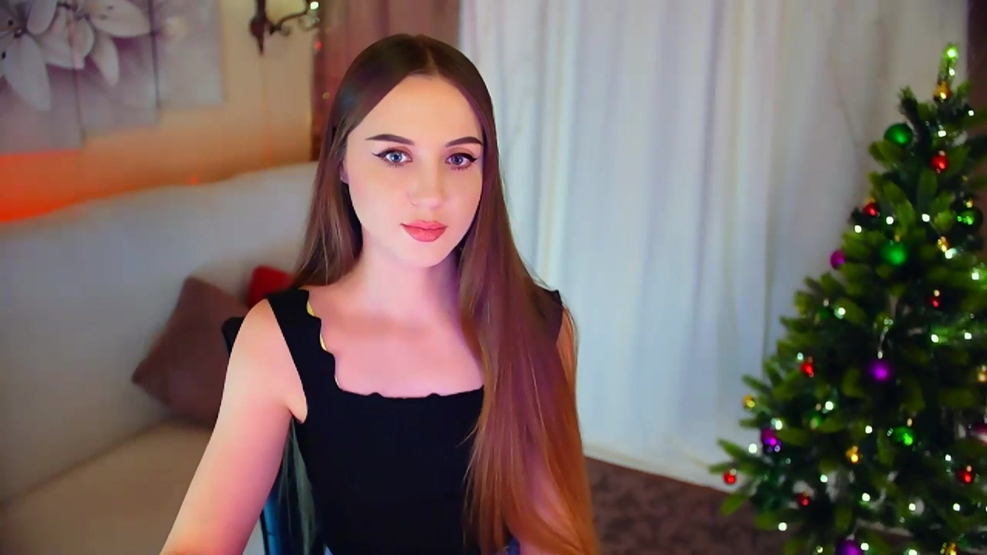 Gallery image thumbnail from Innocent_Soul's myfreecams stream on, 01/10/2024, 20:46 image 5 of 20