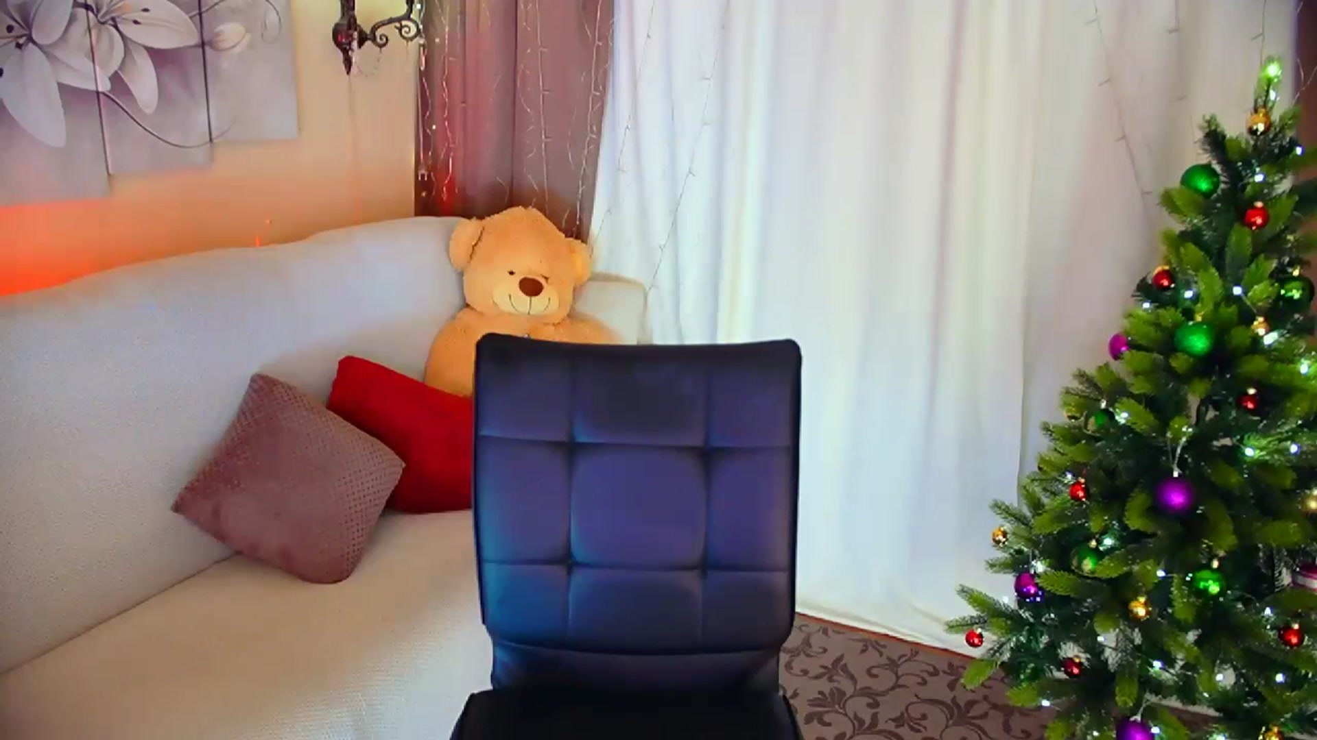 Gallery image thumbnail from Innocent_Soul's myfreecams stream on, 01/11/2024, 17:13 image 13 of 20