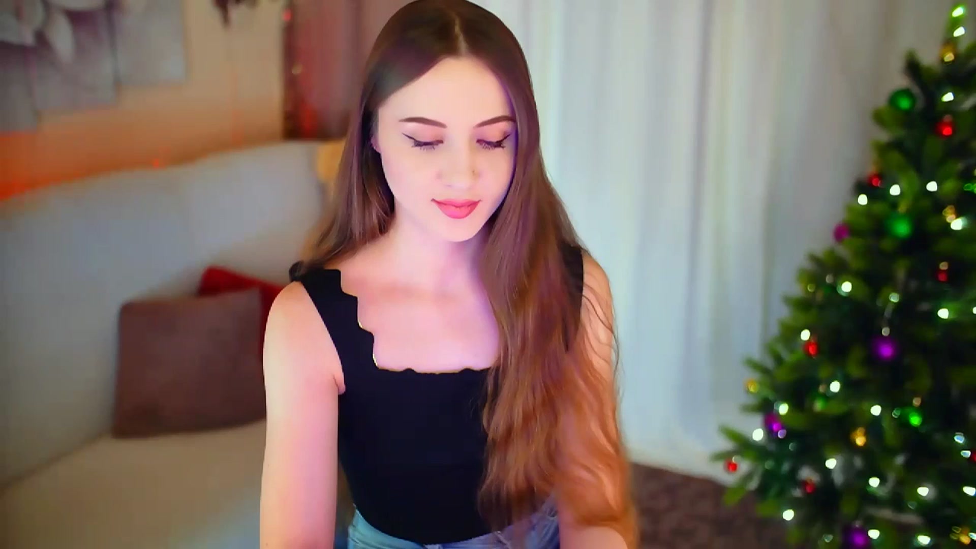 Gallery image thumbnail from Innocent_Soul's myfreecams stream on, 01/20/2024, 14:23 image 1 of 20
