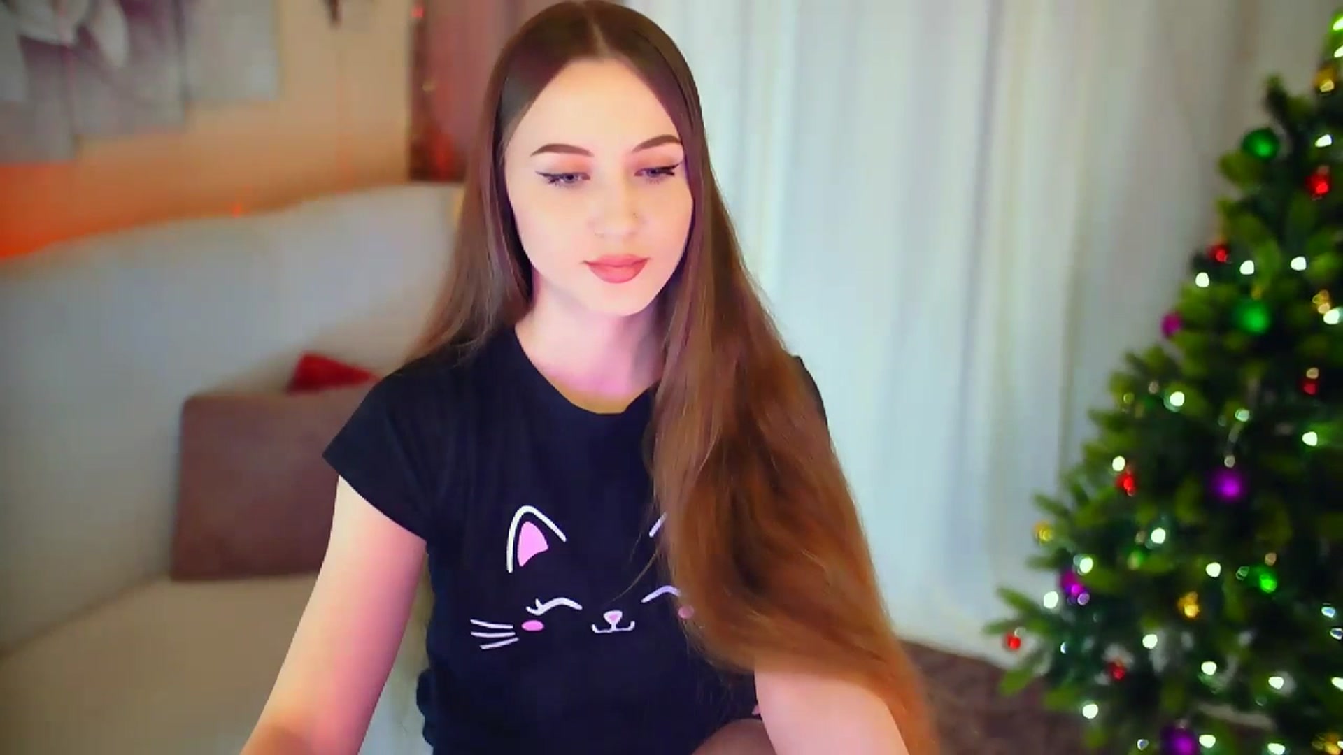 Gallery image thumbnail from Innocent_Soul's myfreecams stream on, 01/22/2024, 15:46 image 6 of 20