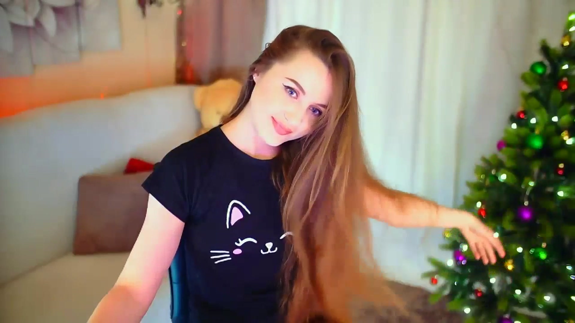 Gallery image thumbnail from Innocent_Soul's myfreecams stream on, 01/22/2024, 15:46 image 16 of 20